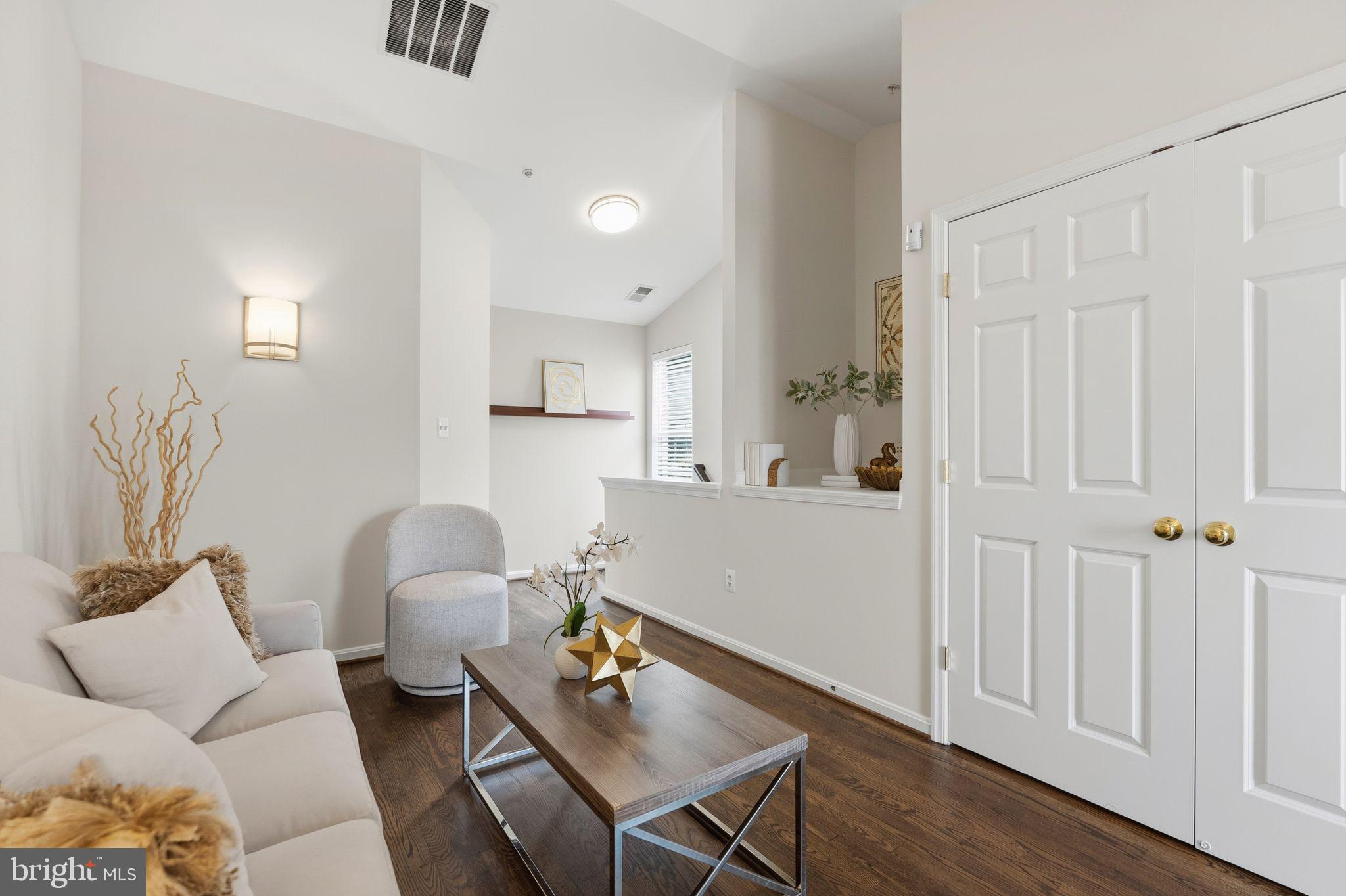 LAKELANDS - Residential