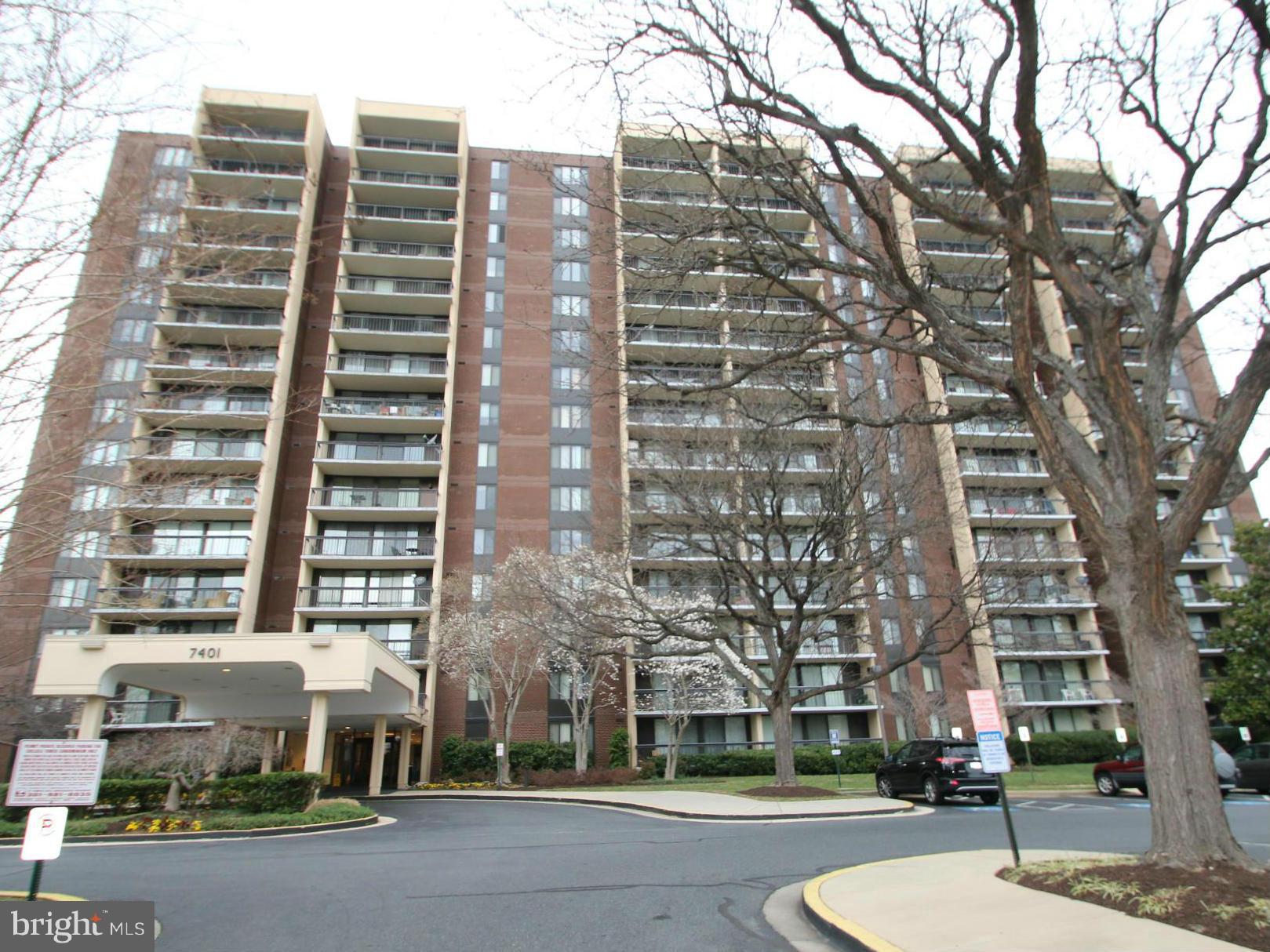 1,120 SQ/Ft, Open Floor Plan, Updated Kitchen w/Granite, Updated Appliances, Flooring, Windows & Doors, Large Balcony. Amenities Incl: Pool, Gym, Party Room, Extra Storage, Bike Room, 24/7 Front Desk. Walk to Mall, Movies, Restaurants, Bus & More, Great Location Close to 270, 495, Down Town Bethesda, VA and DC. No Pets, MUST SEE!