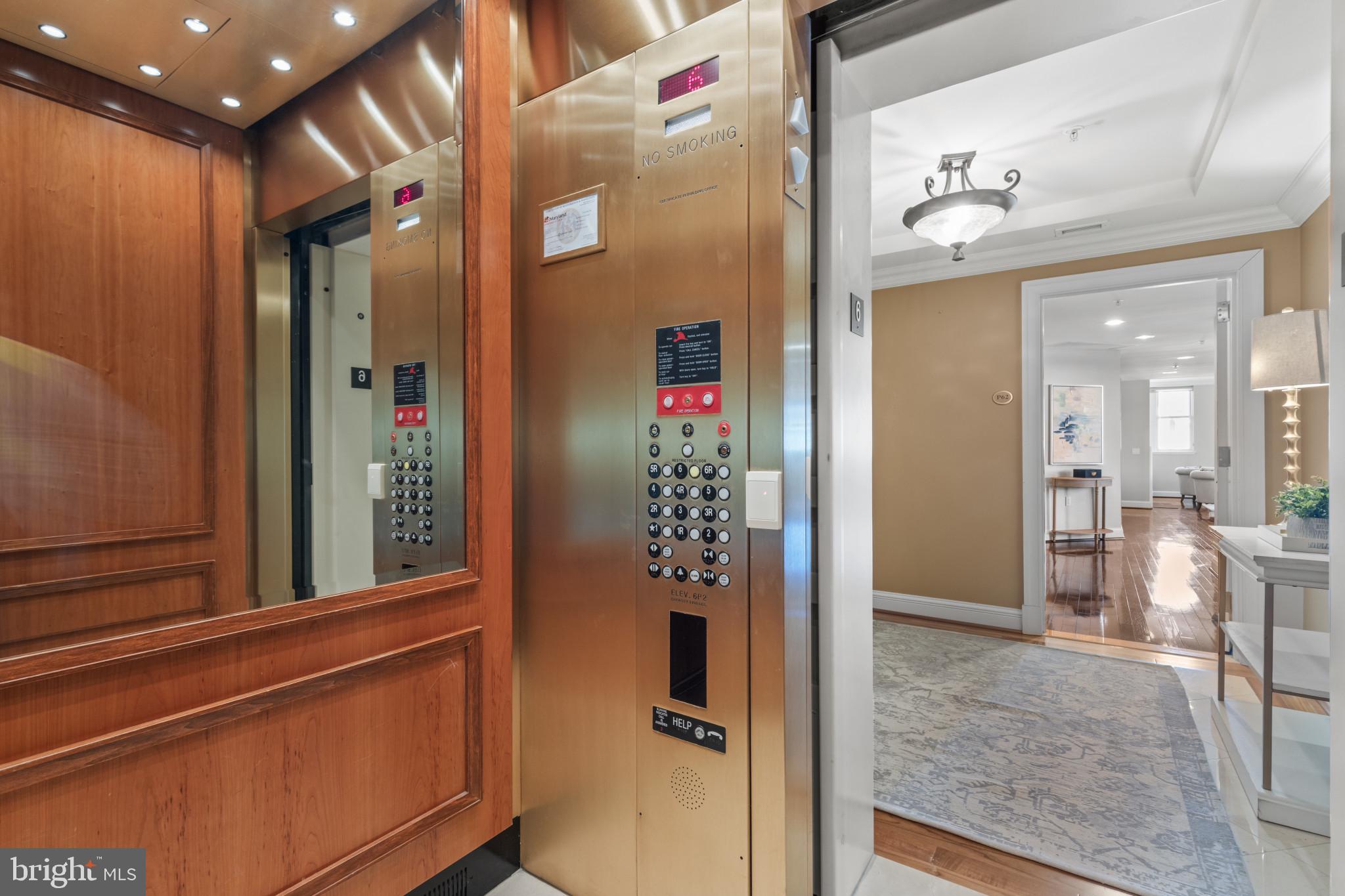 THE RITZ-CARLTON RESIDENCES - Residential