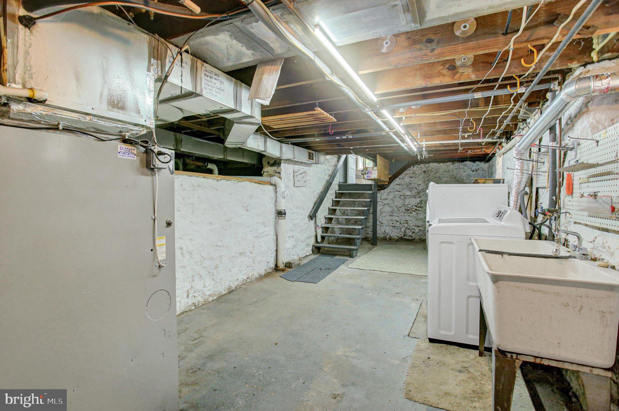 SOUTH END - Residential