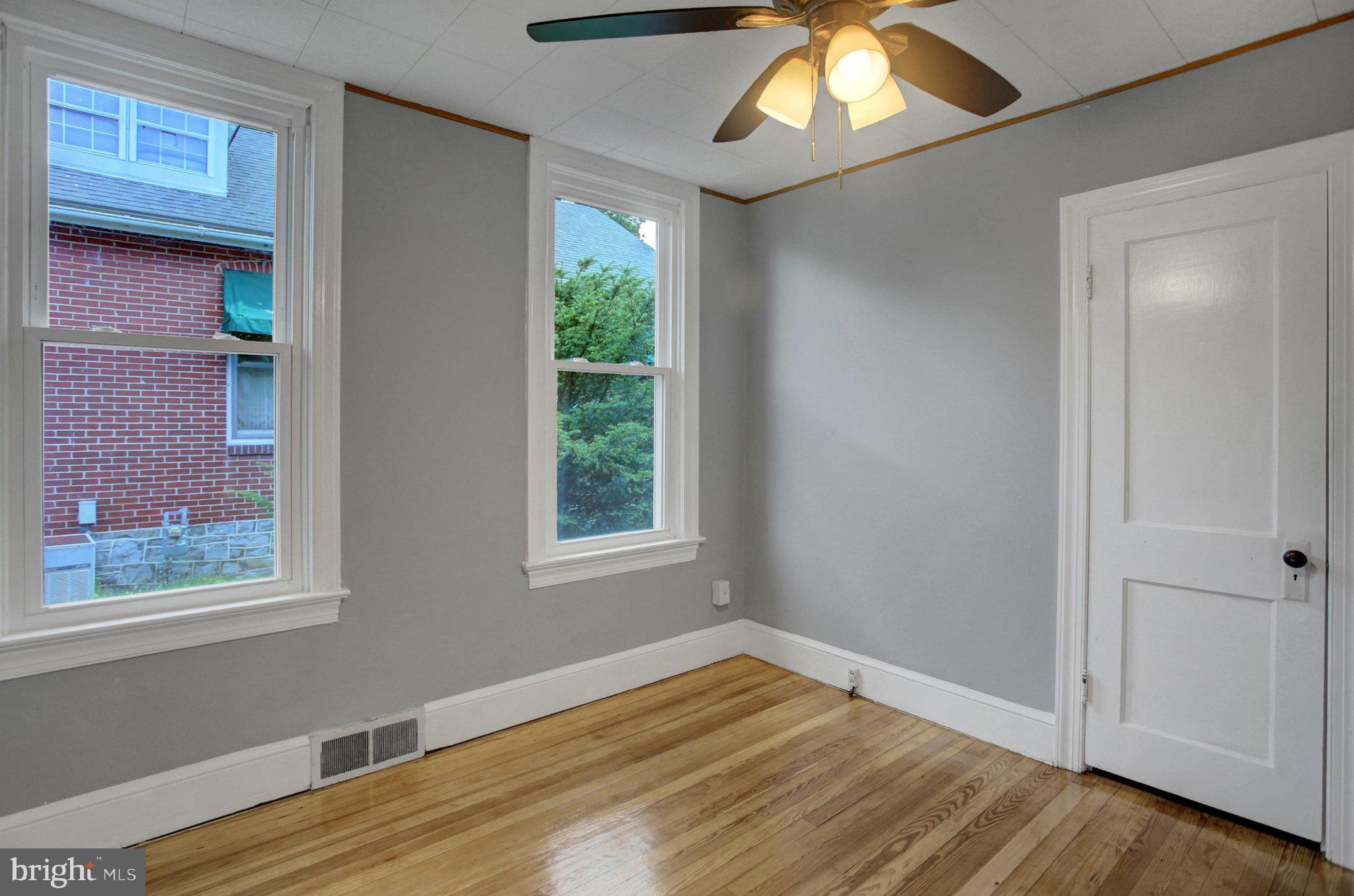 SOUTH END - Residential