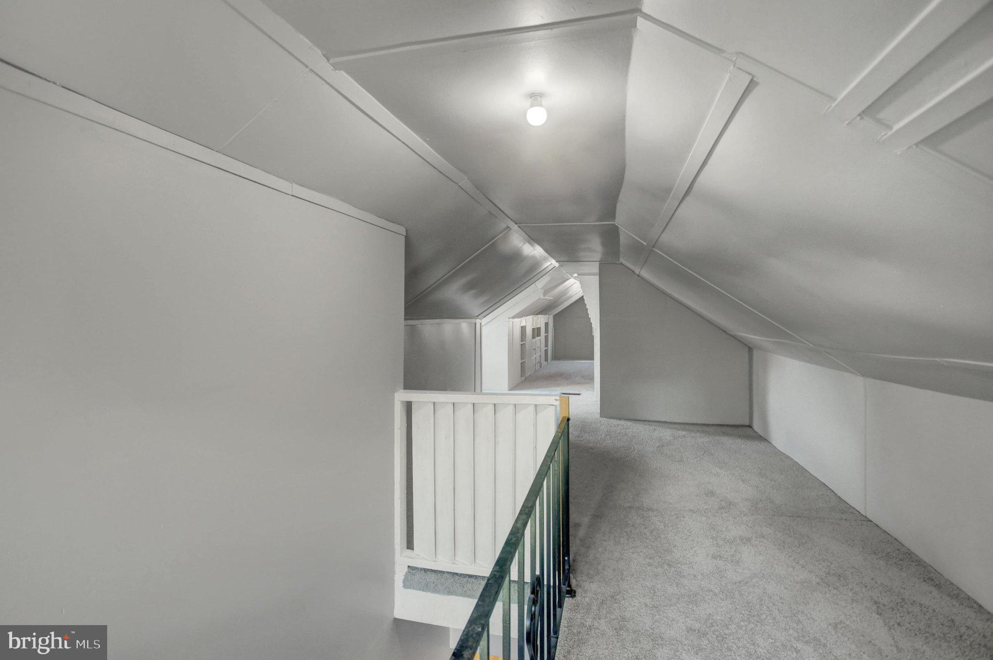 SOUTH END - Residential