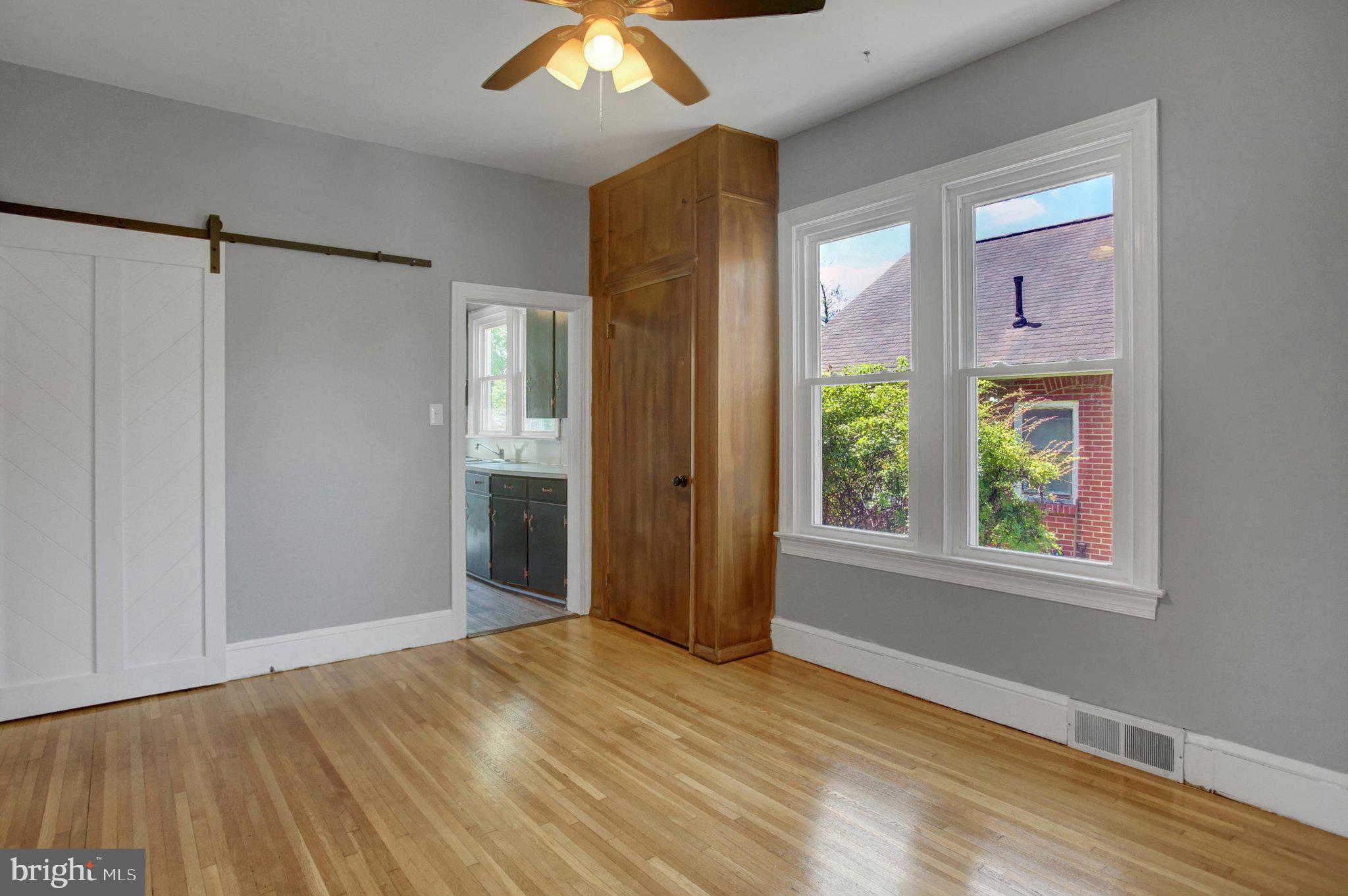 SOUTH END - Residential