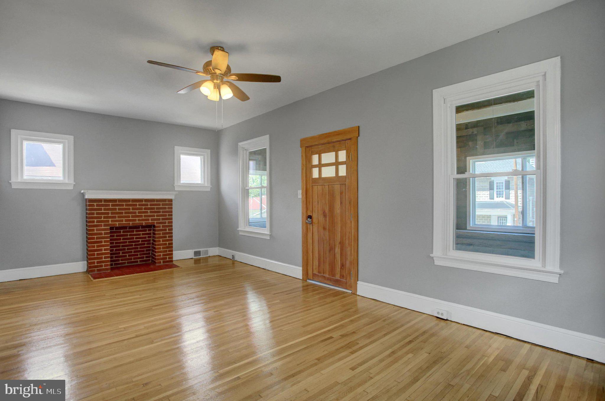 SOUTH END - Residential