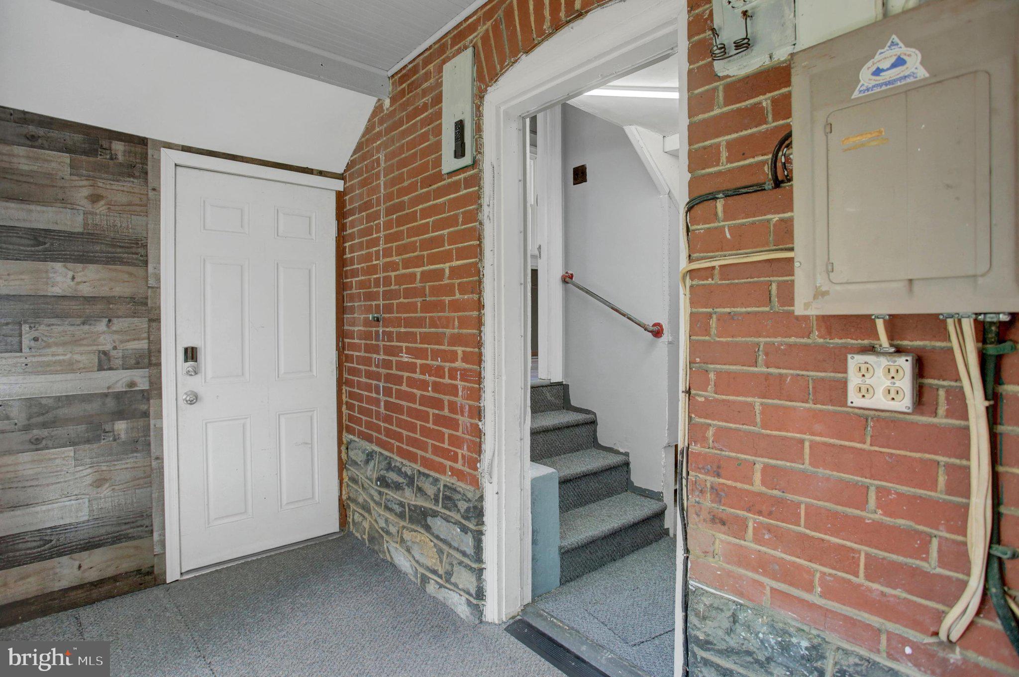 SOUTH END - Residential