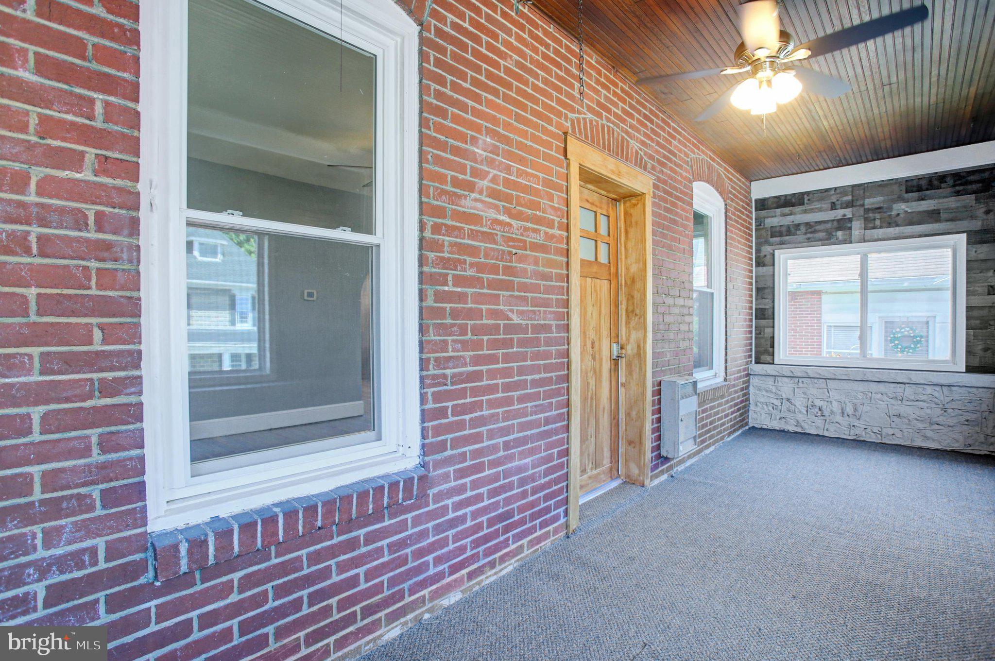 SOUTH END - Residential