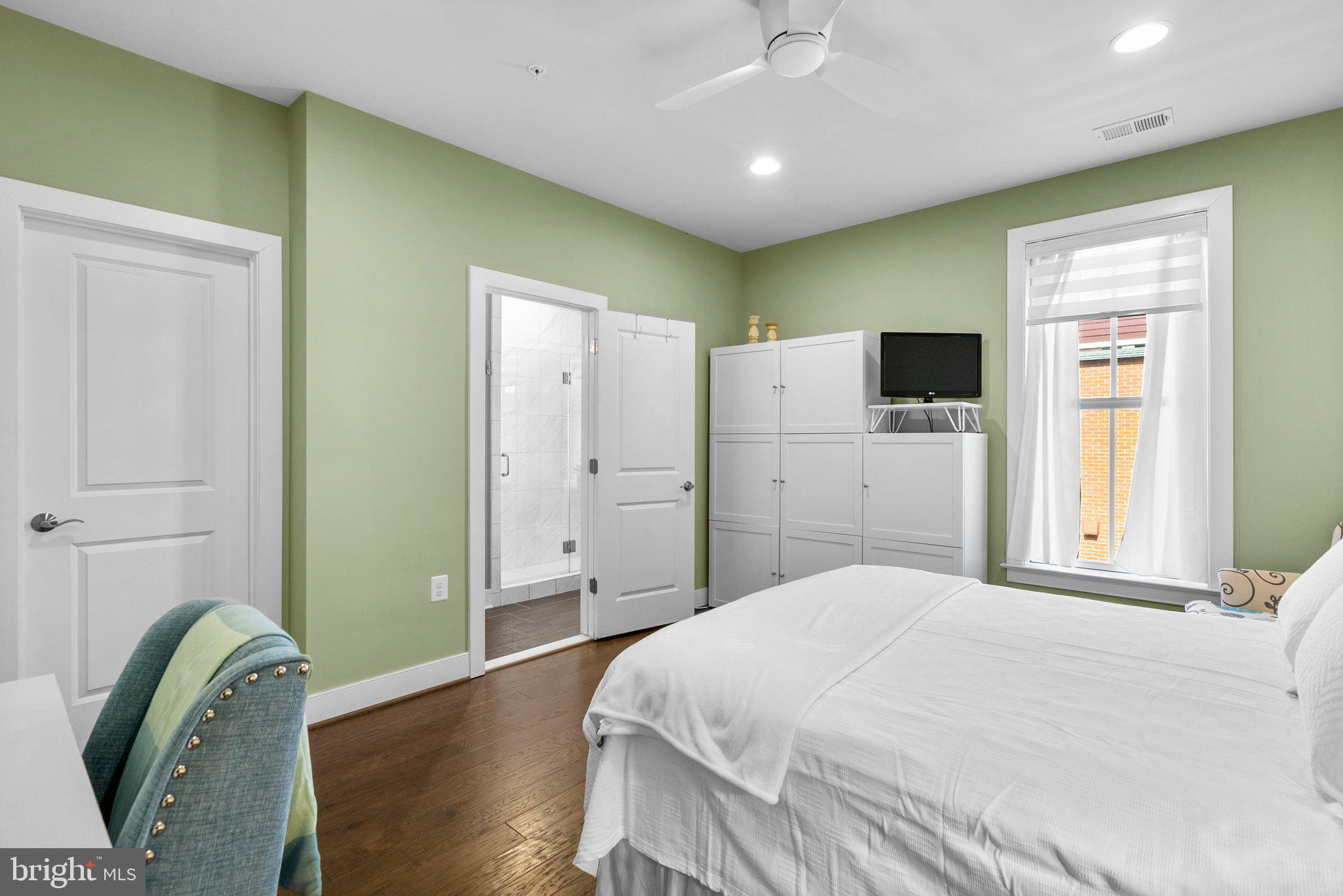 POTOMAC YARD - Residential