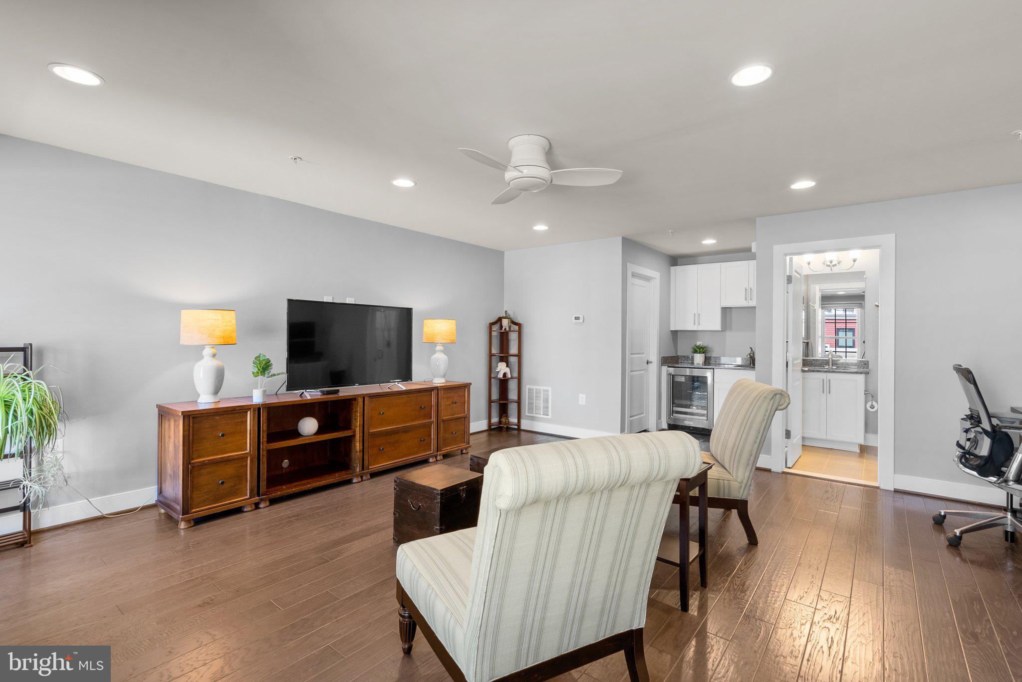 POTOMAC YARD - Residential