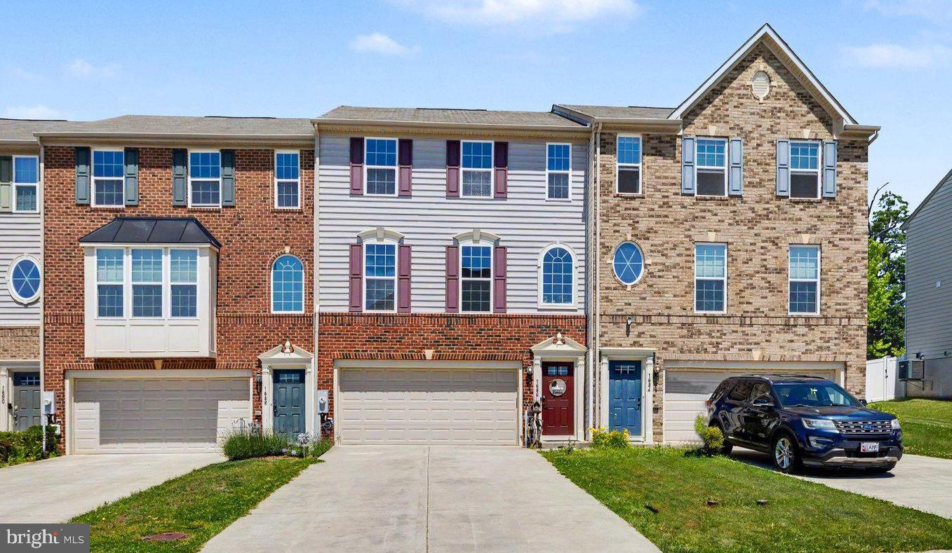 GREENWAY FARMS - Residential
