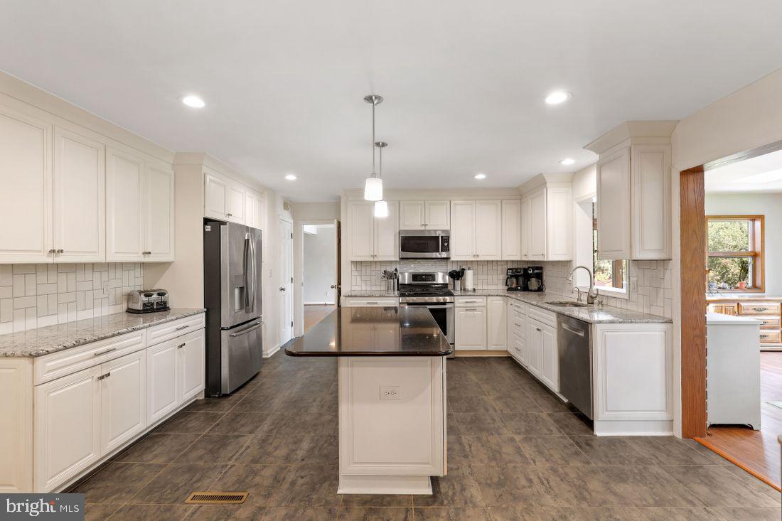 HUNT CLUB FARMS - Residential