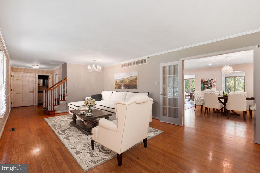 HUNT CLUB FARMS - Residential