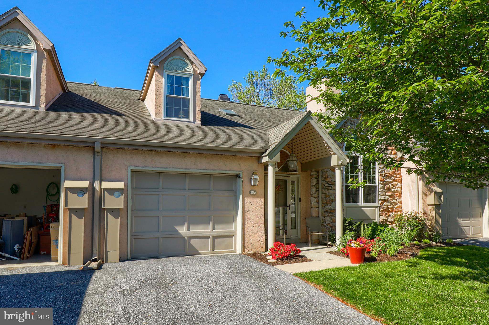 Lots of natural light with this 2 bedroom  in Greenview Terrace.  Features including new flooring throughout the first floor, vaulted family room with skylights, first floor primary suite with access to patio and updated kitchen with quartz countertops and tile backsplash. Second floor loft area overlooking family room and custom built in cabinets.  Rear patio with beautiful large flower beds prefect for quiet and relaxation. Convenient location with close proximity to medical, shopping and more.
