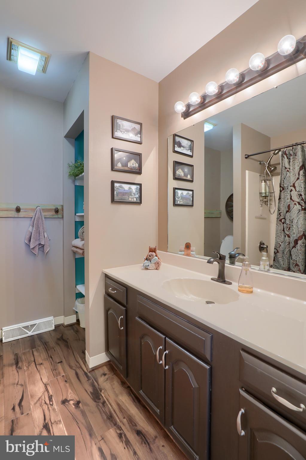 GREENVIEW TERRACE - Residential