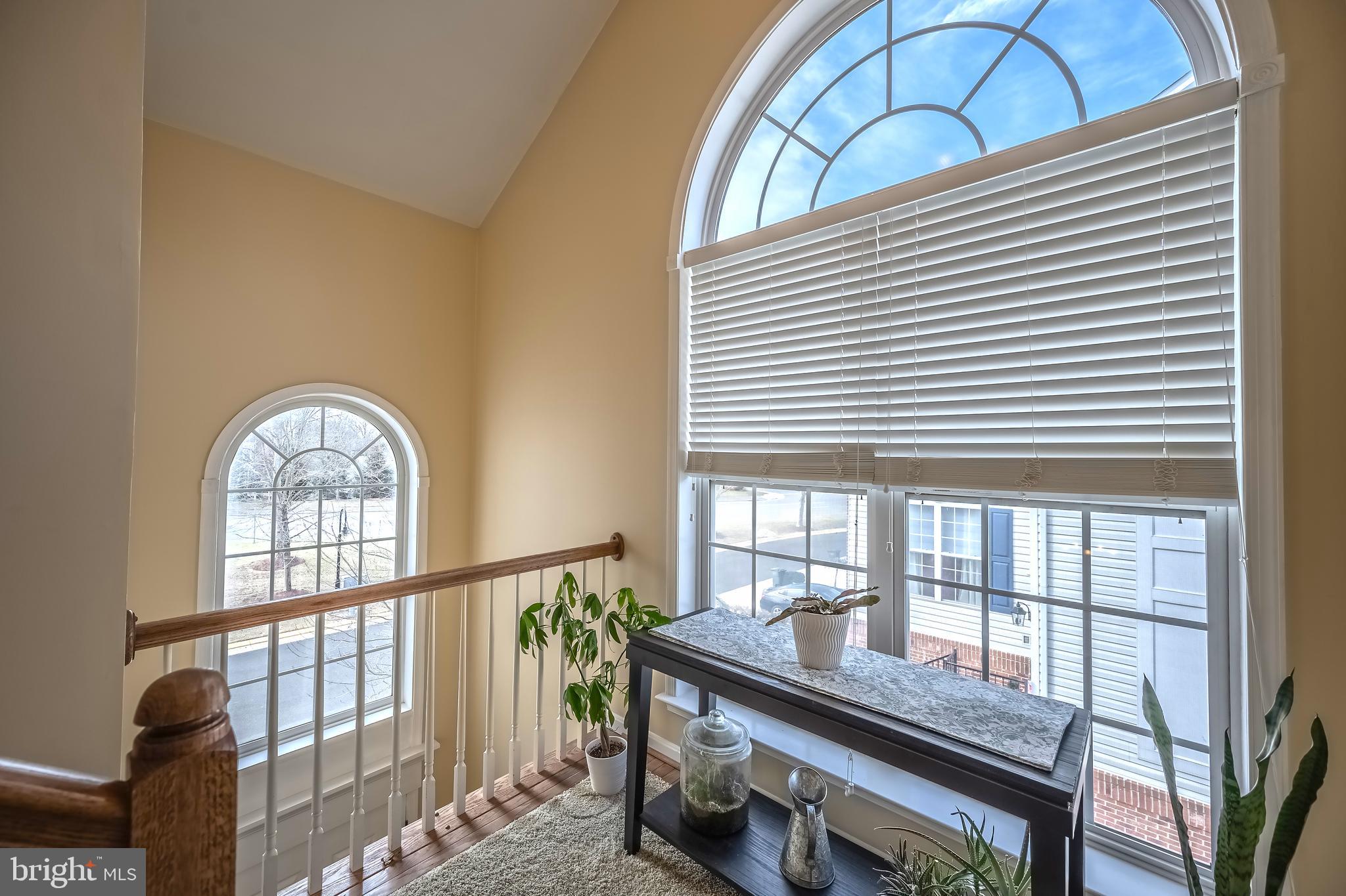 TALL OAKS - Residential
