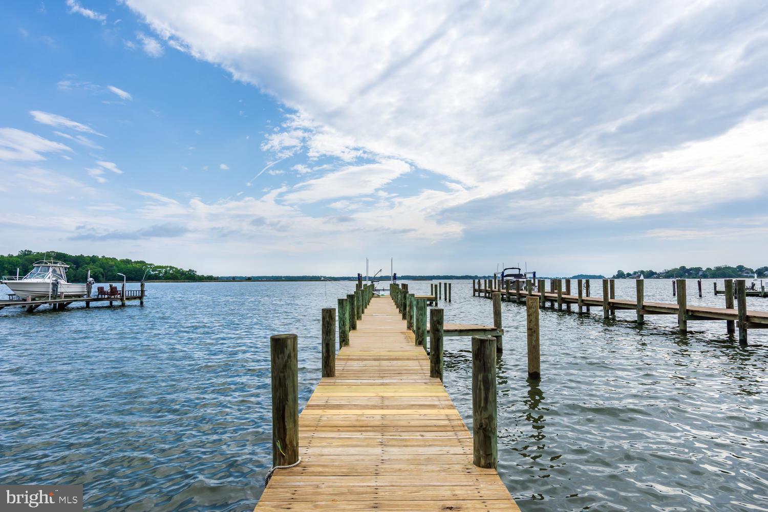 SELBY ON THE BAY - Residential
