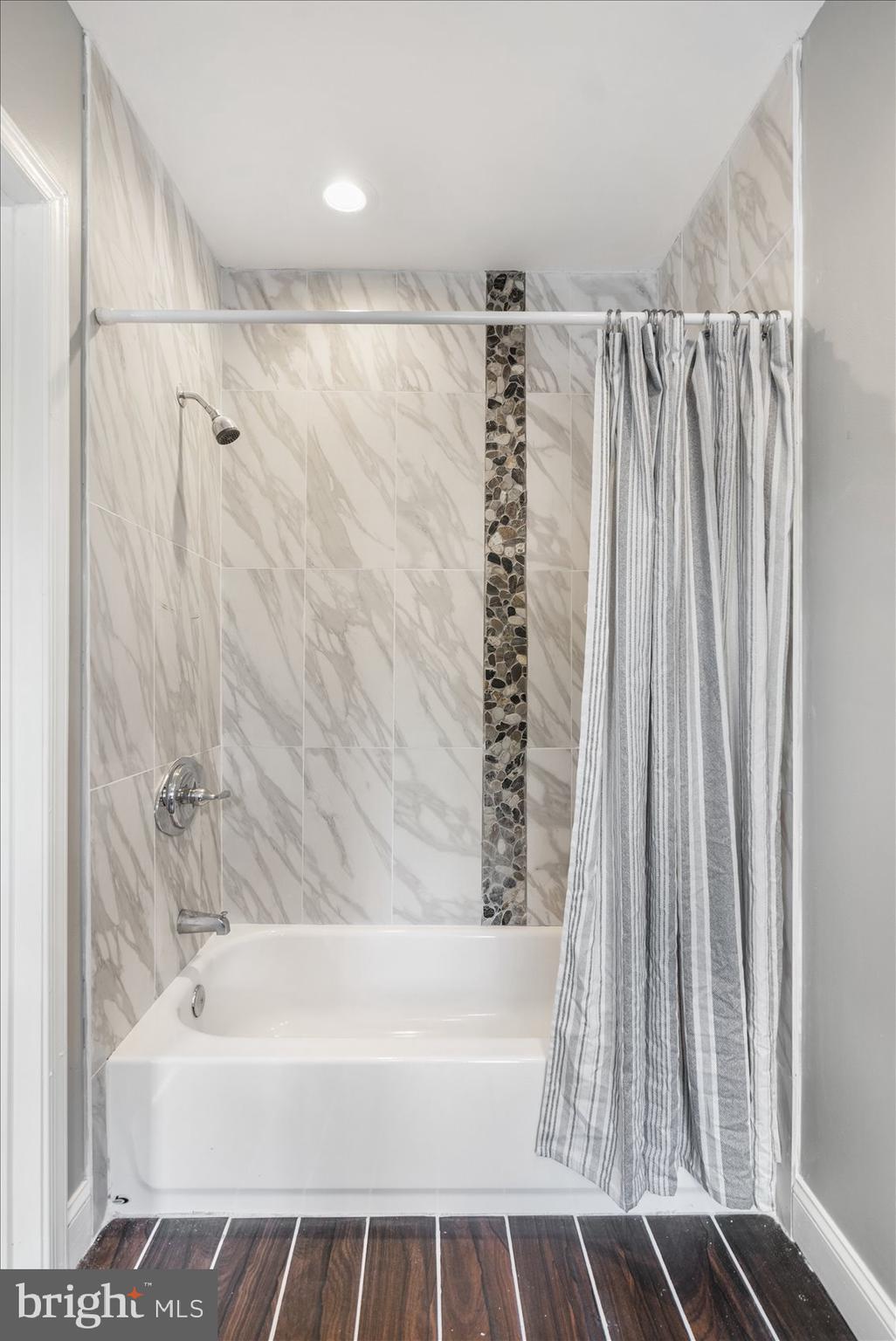 BALTIMORE HIGHLANDS - Residential