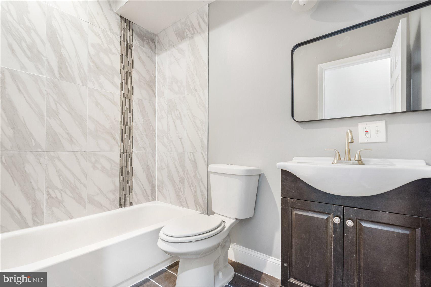 BALTIMORE HIGHLANDS - Residential