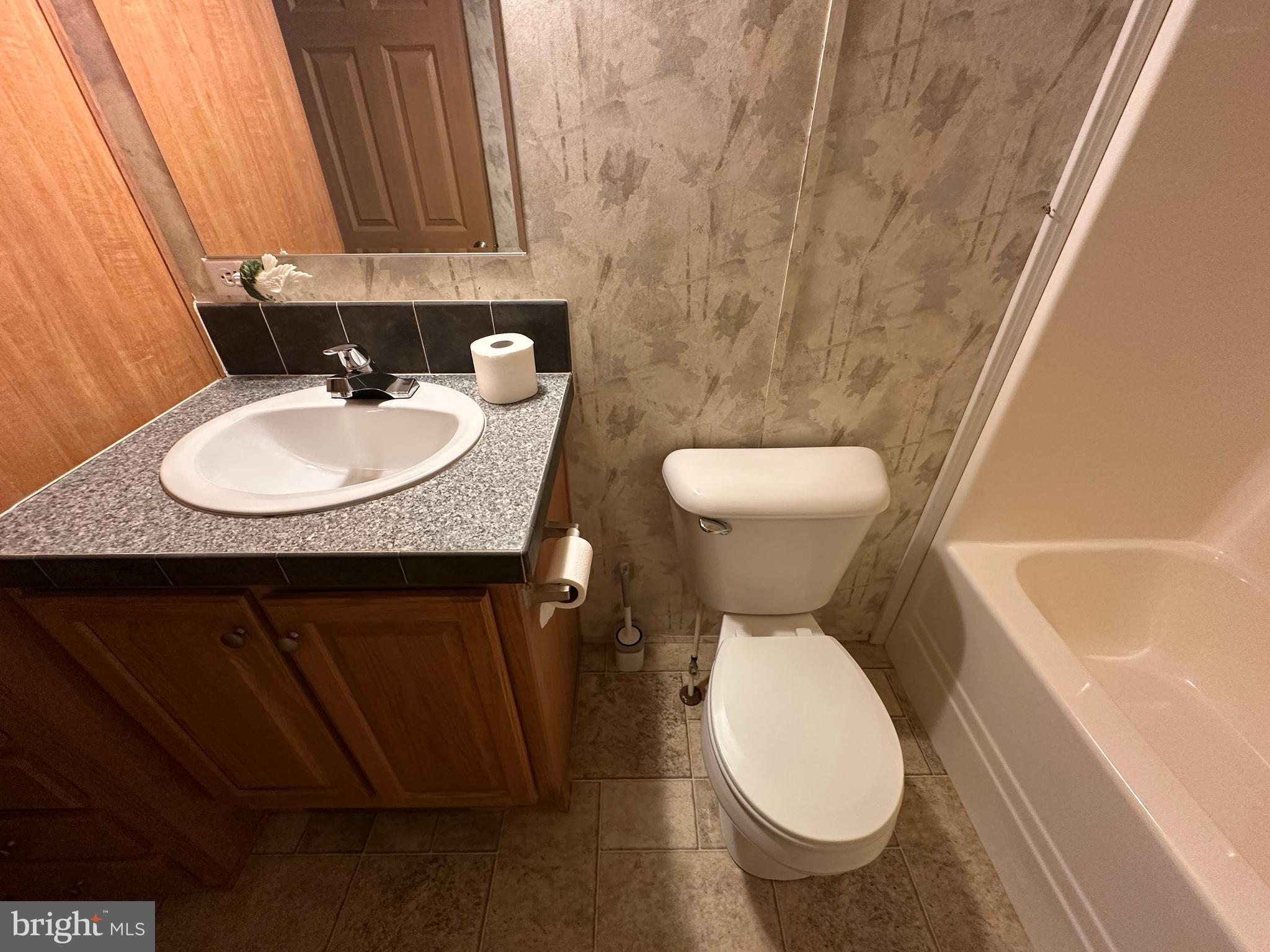 NONE - AYR TOWNSHIP - Residential