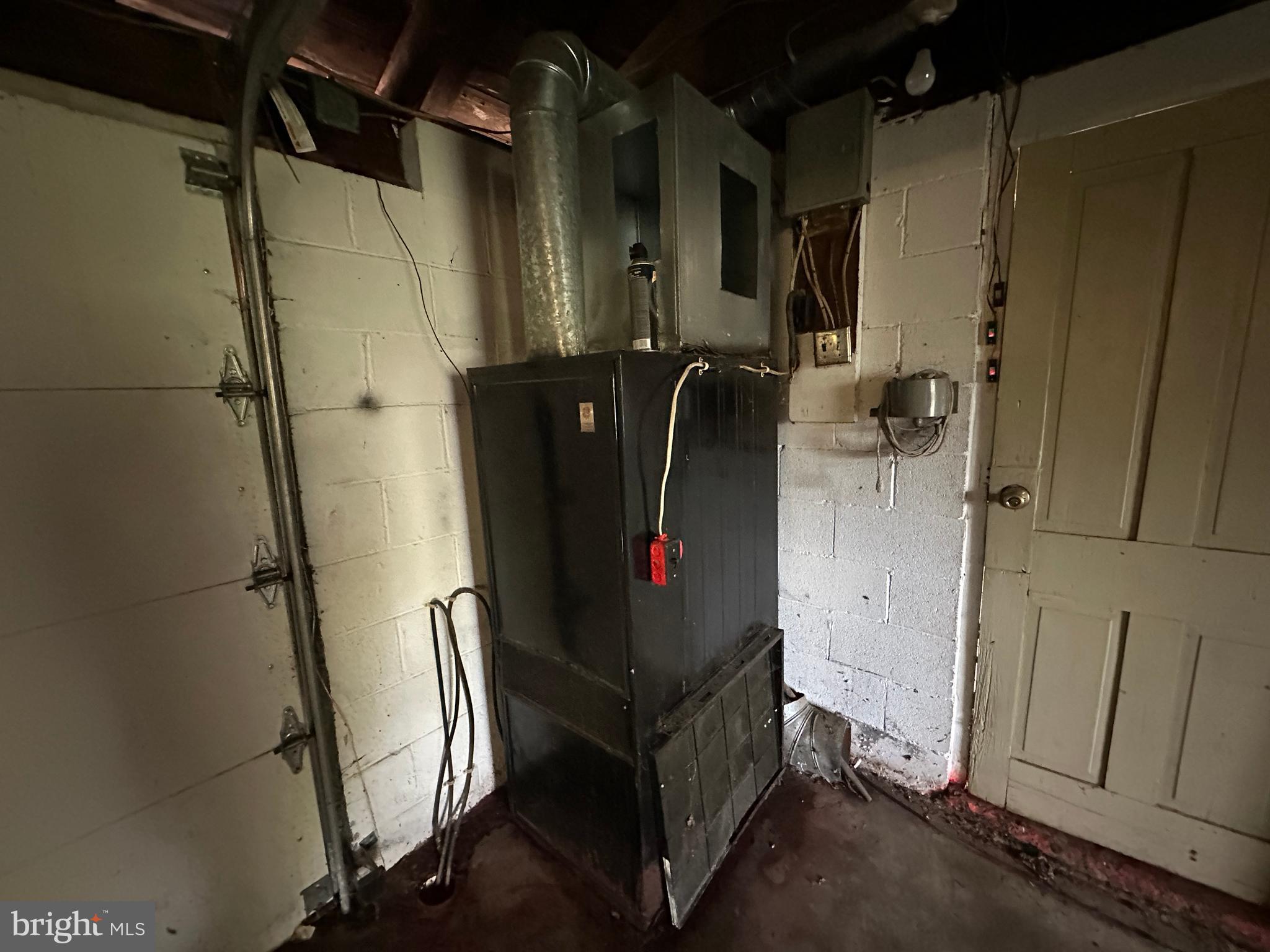 NONE - AYR TOWNSHIP - Residential