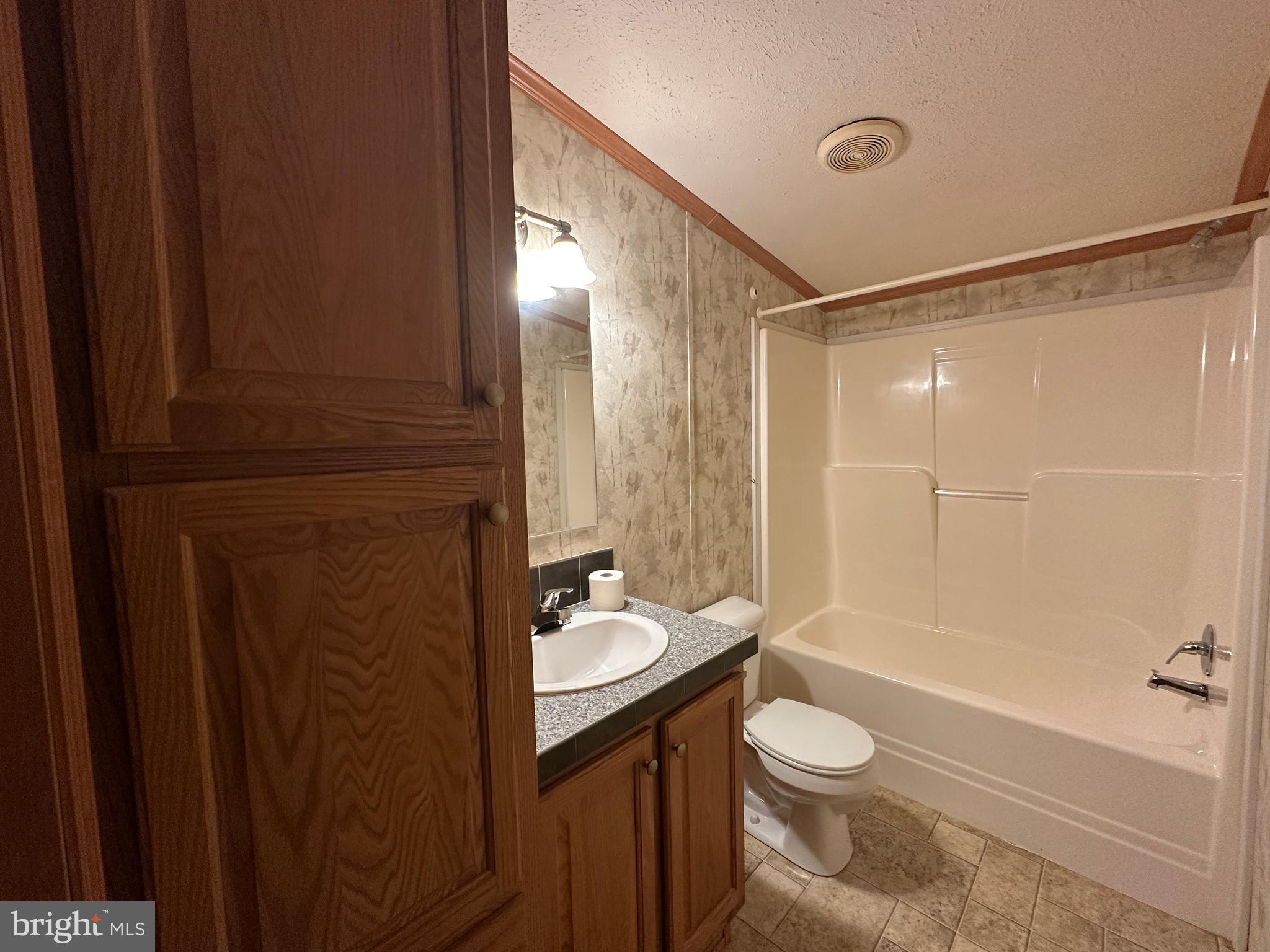 NONE - AYR TOWNSHIP - Residential