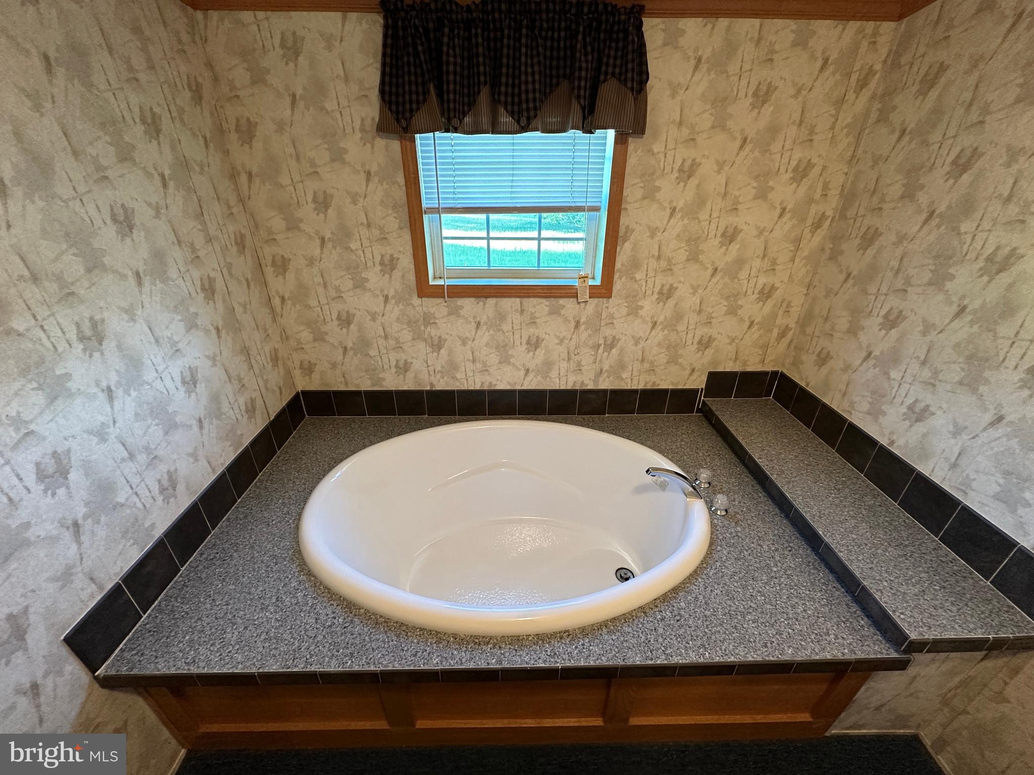 NONE - AYR TOWNSHIP - Residential
