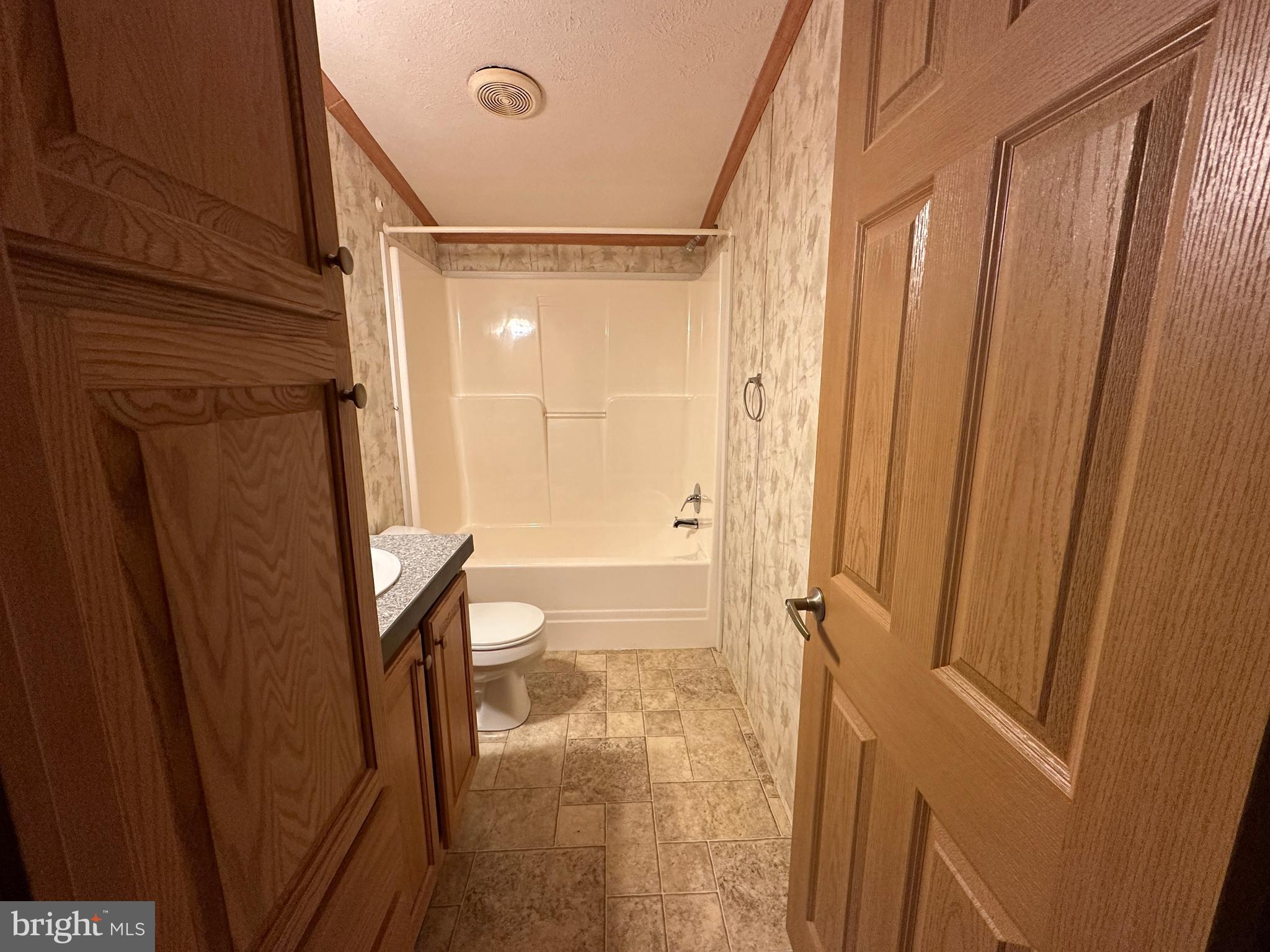 NONE - AYR TOWNSHIP - Residential