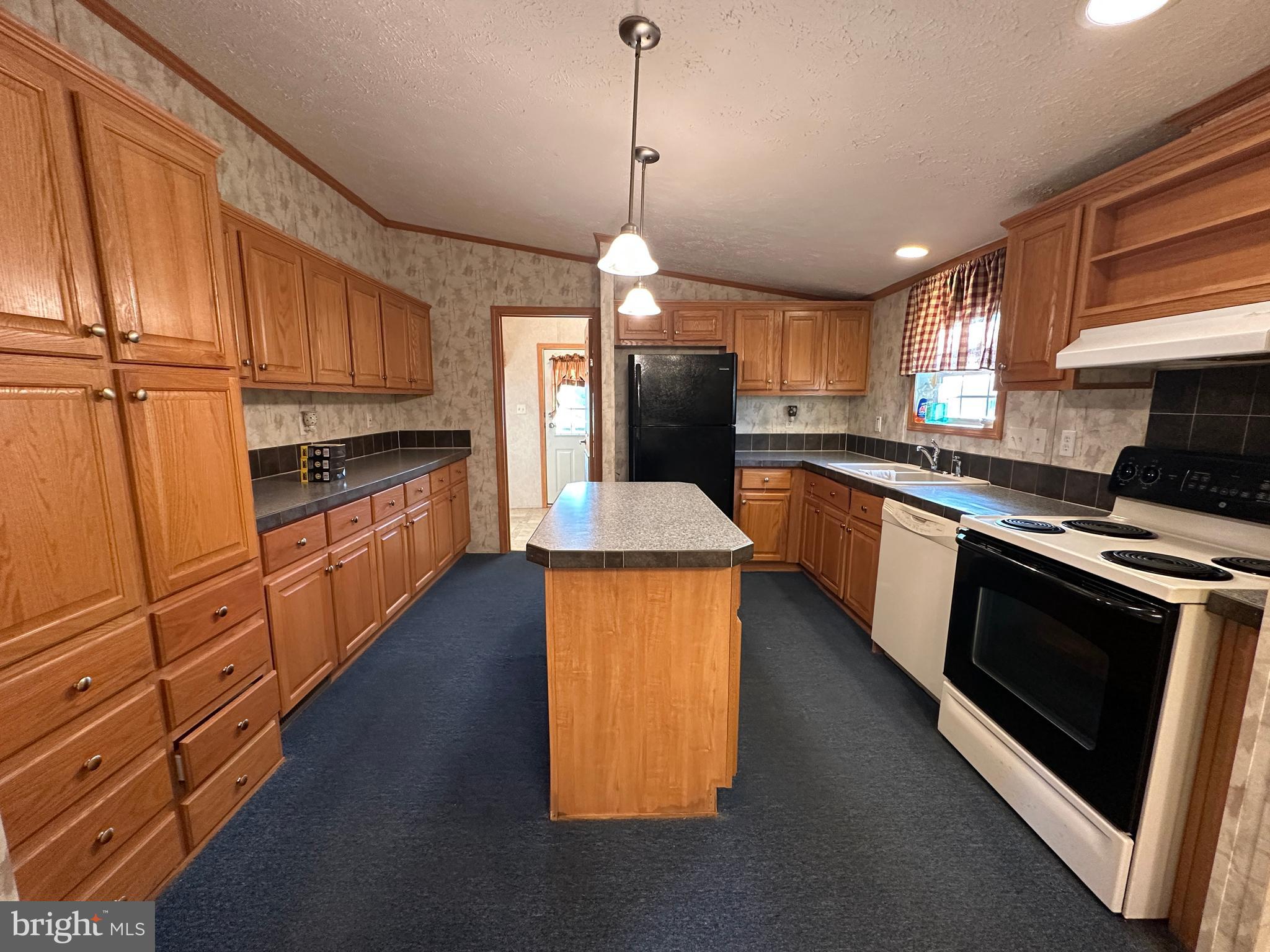NONE - AYR TOWNSHIP - Residential