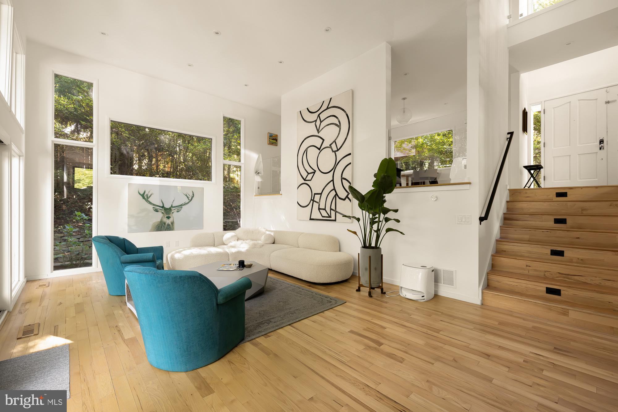 FOREST HILLS - Residential