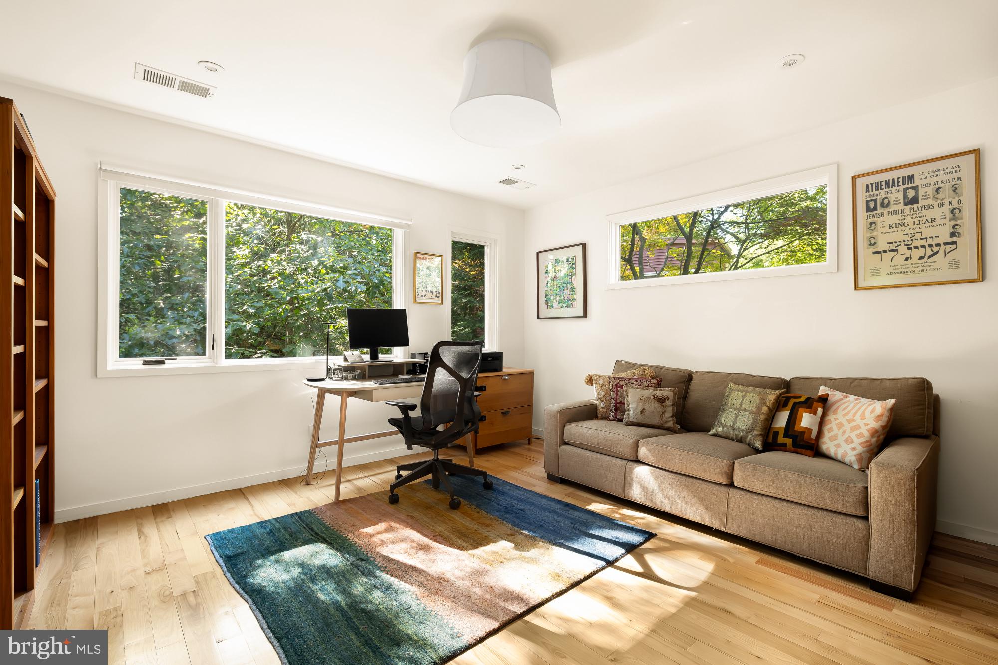 FOREST HILLS - Residential