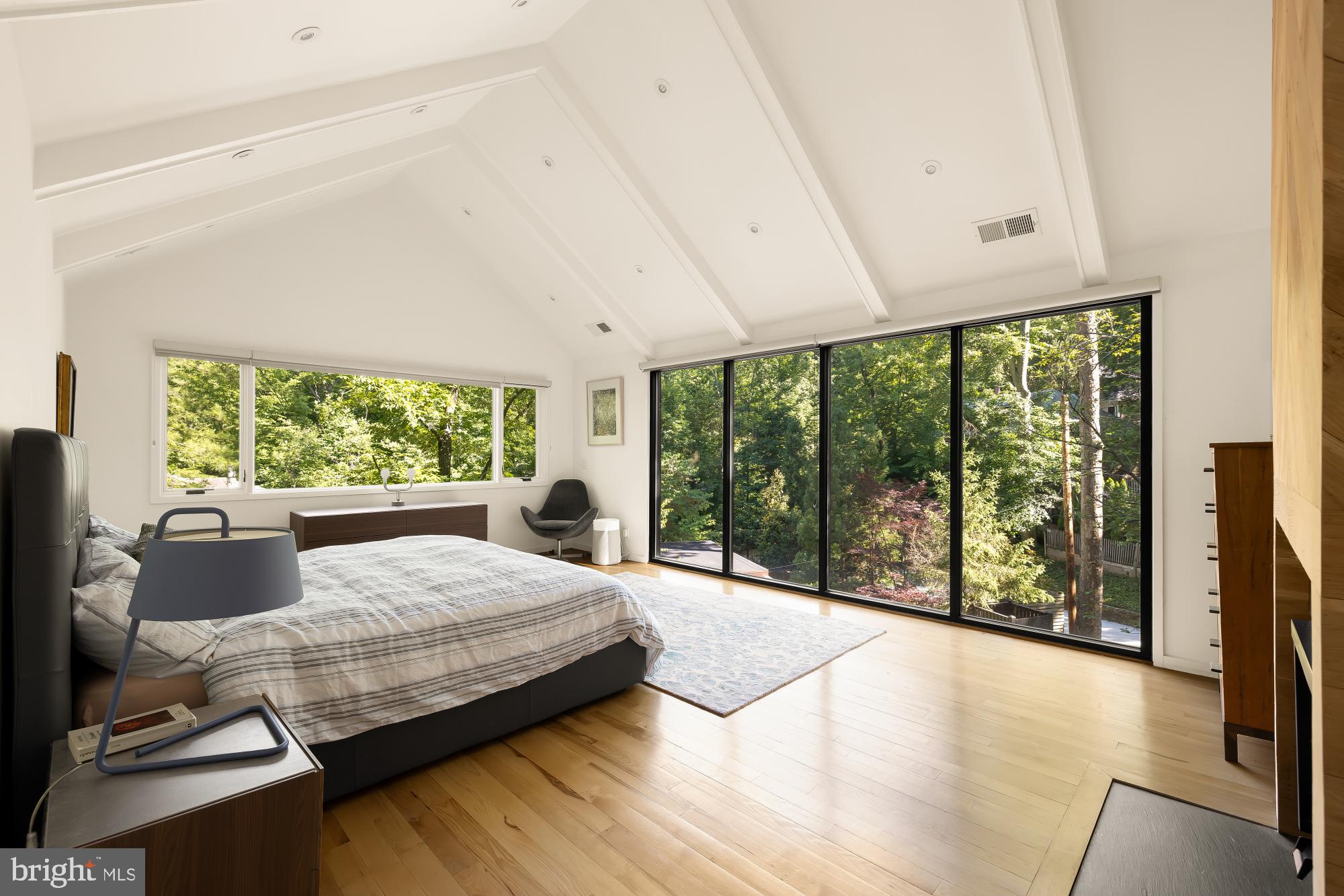 FOREST HILLS - Residential