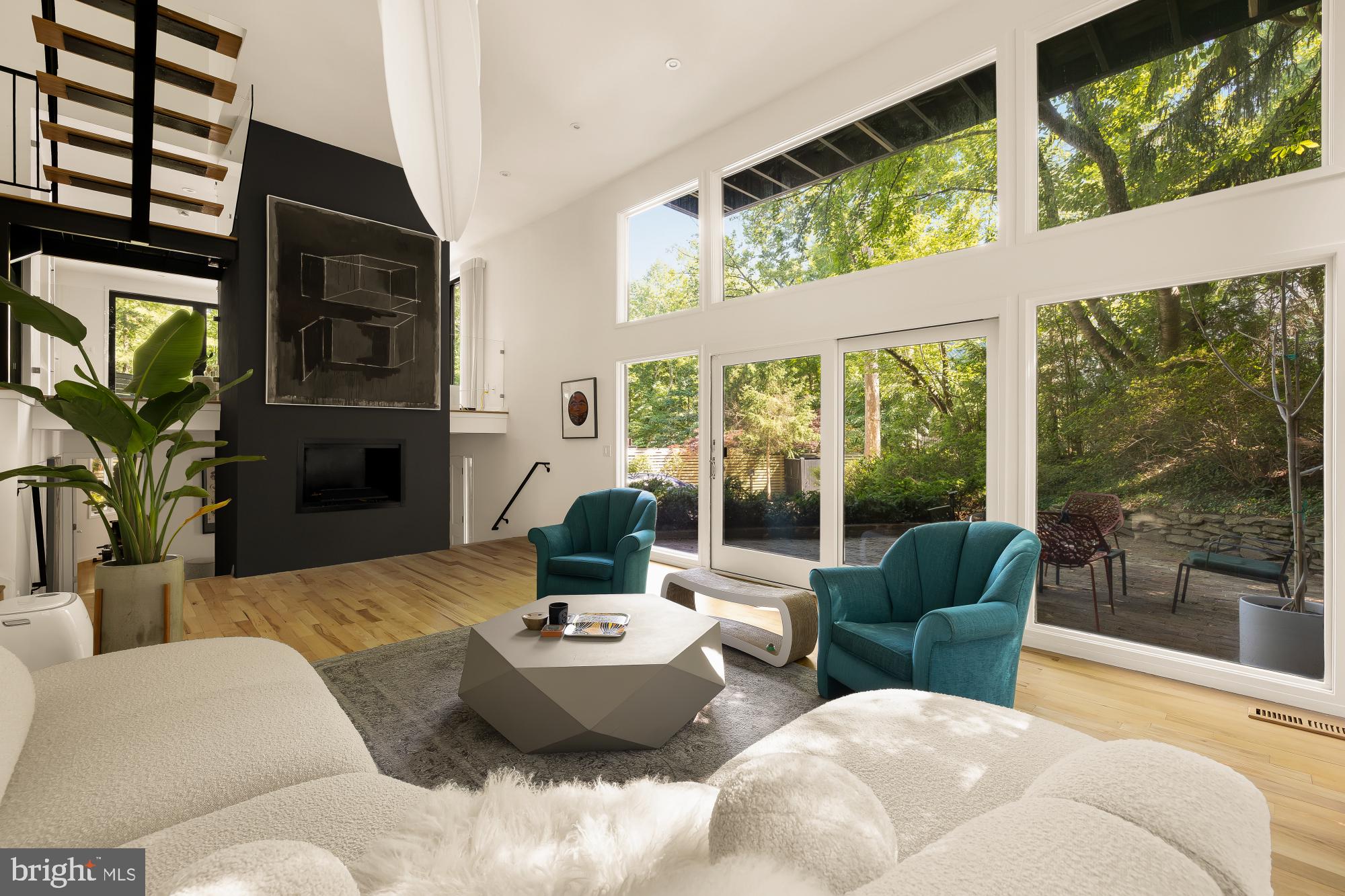 FOREST HILLS - Residential