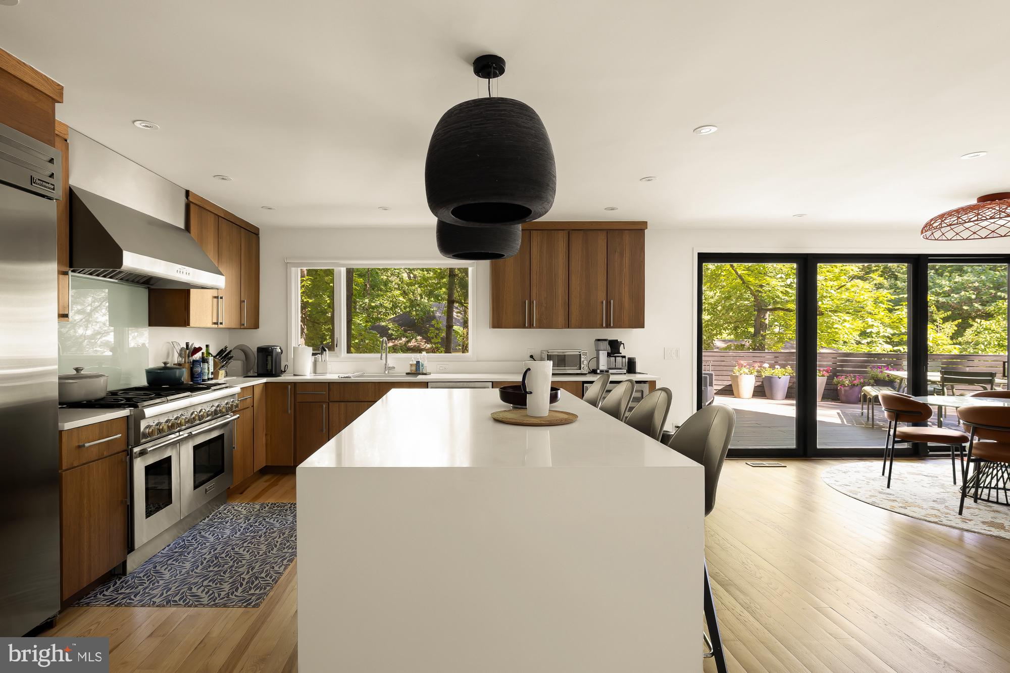 FOREST HILLS - Residential