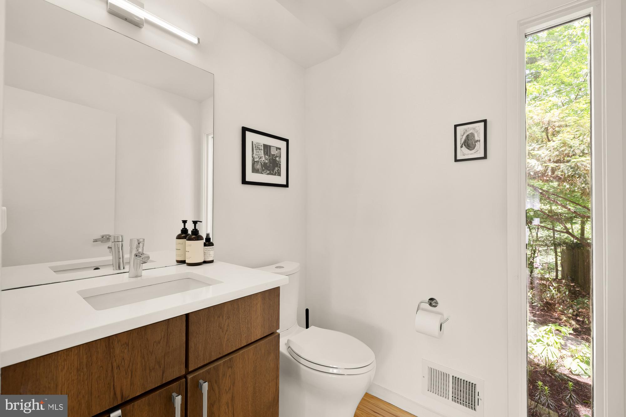 FOREST HILLS - Residential