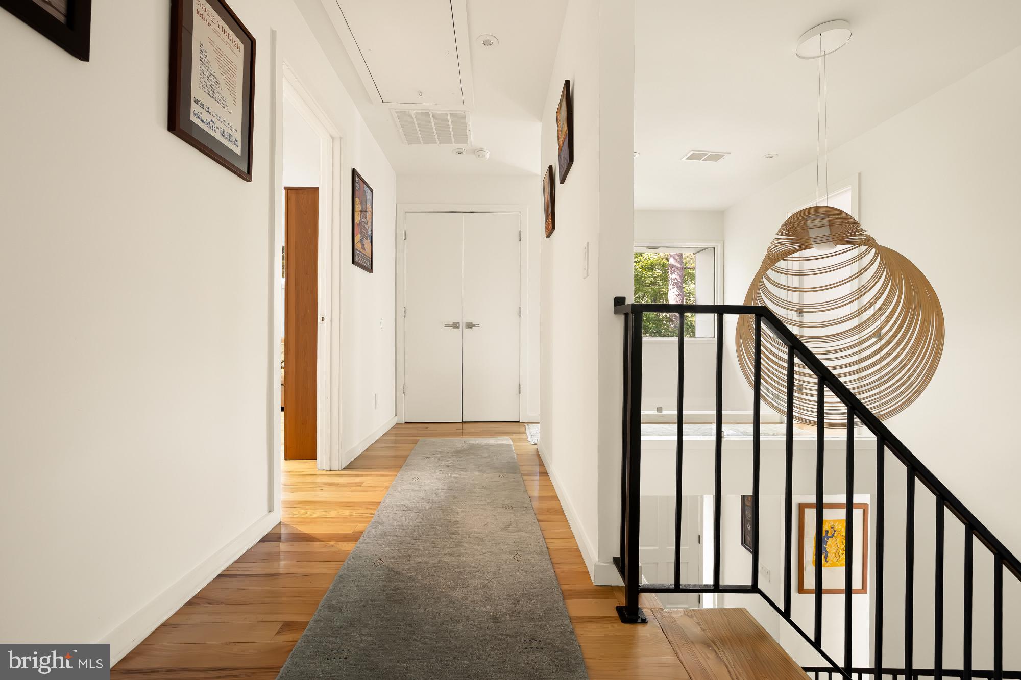 FOREST HILLS - Residential