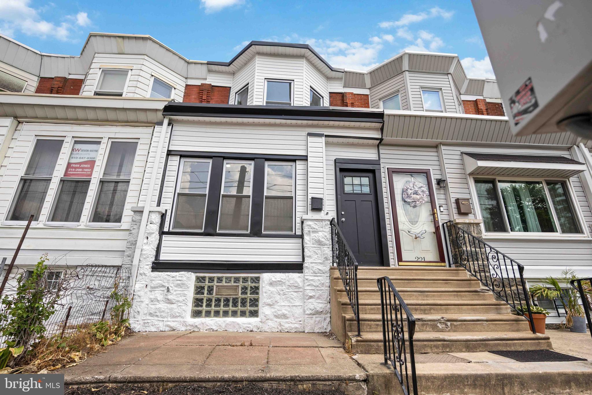 PHILADELPHIA (WEST) - Residential