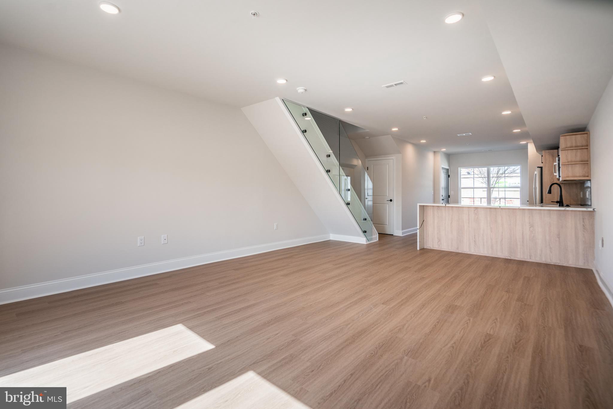 WYNNEFIELD HEIGHTS - Residential