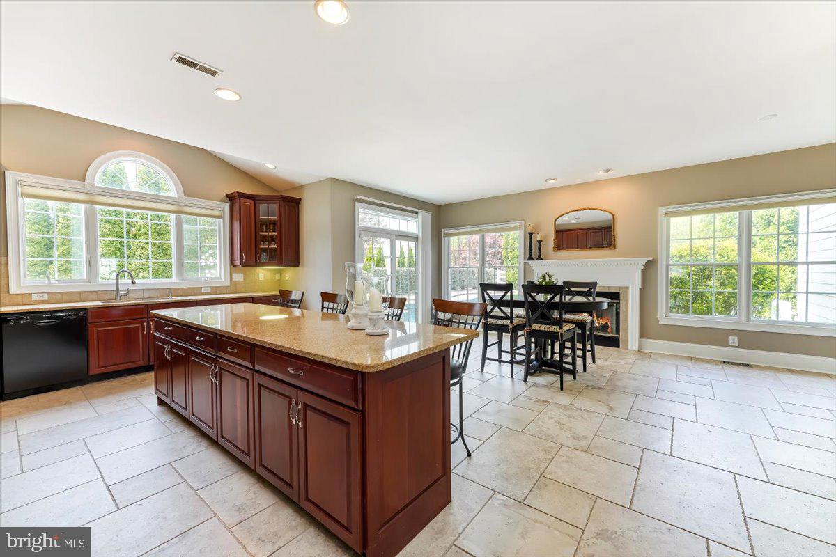 WESTTOWN CHASE - Residential