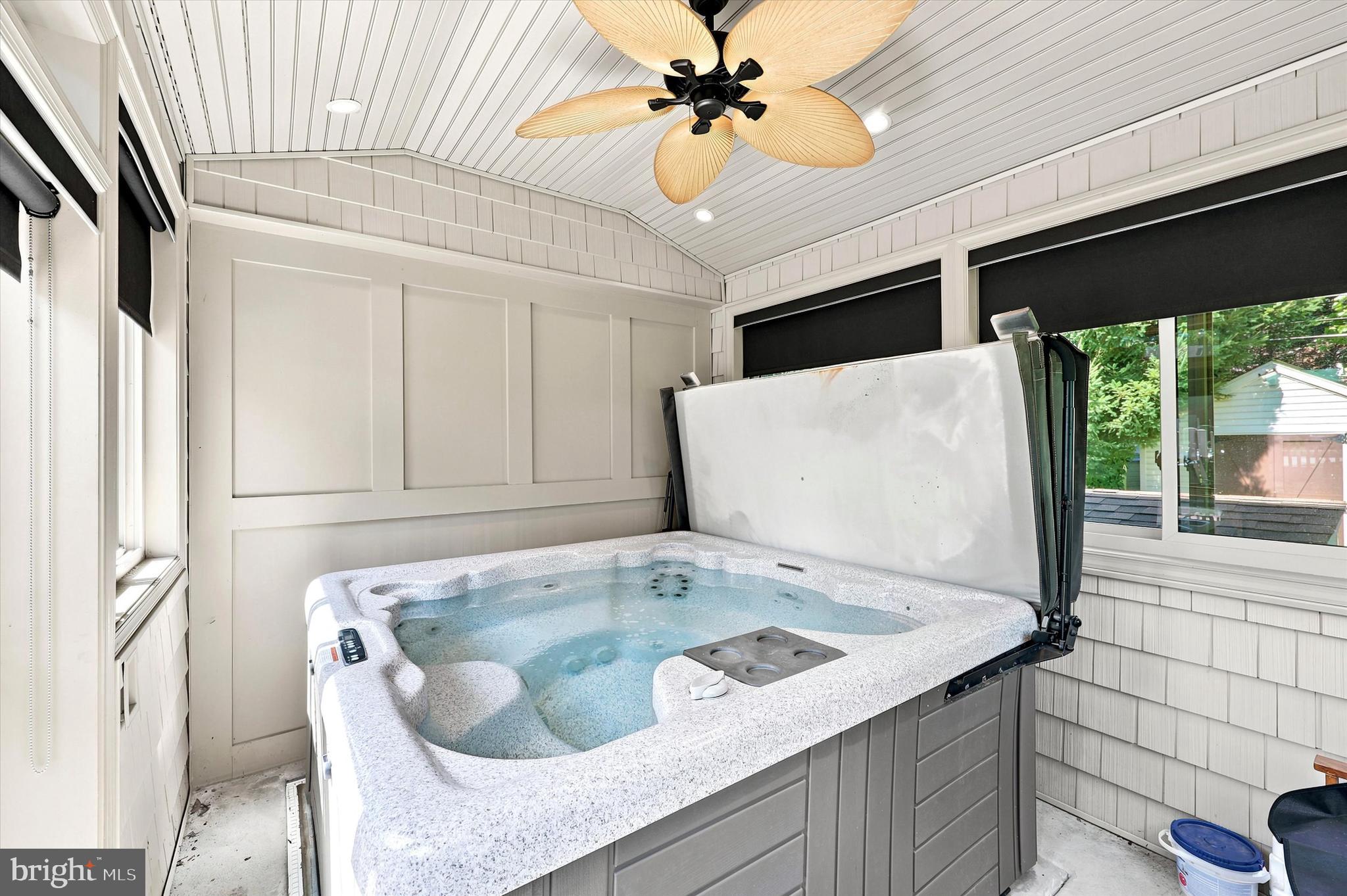 ARONIMINK - Residential