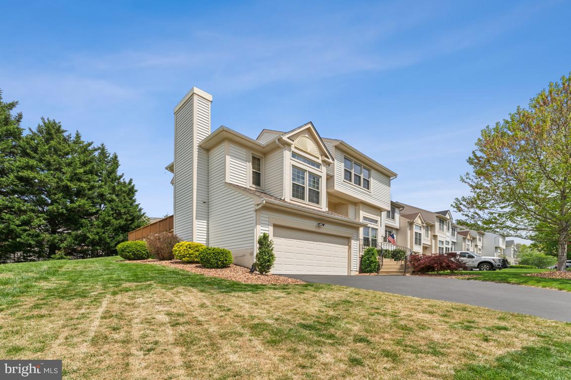 GREEN TRAILS - Residential