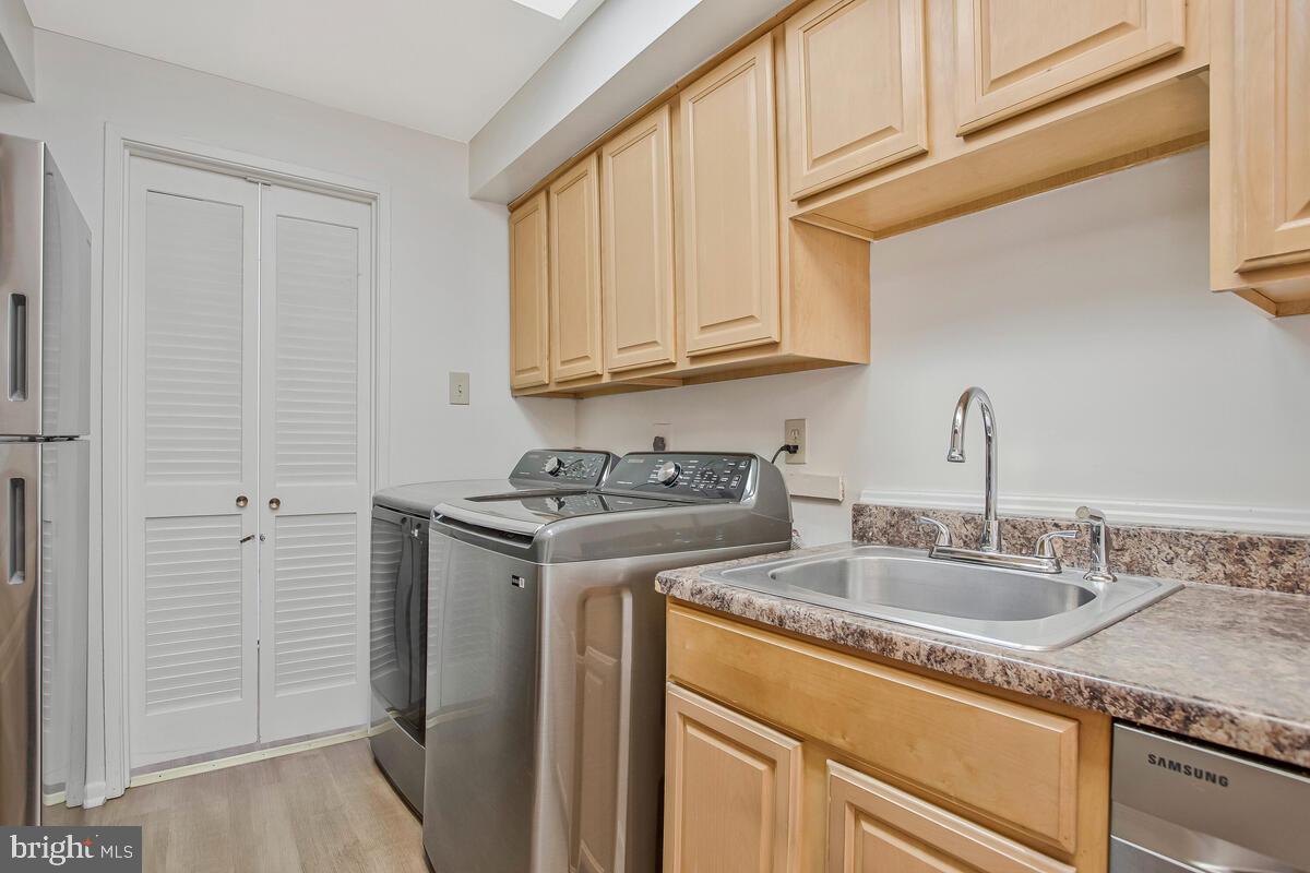 PINES CONDOMINIUM - Residential