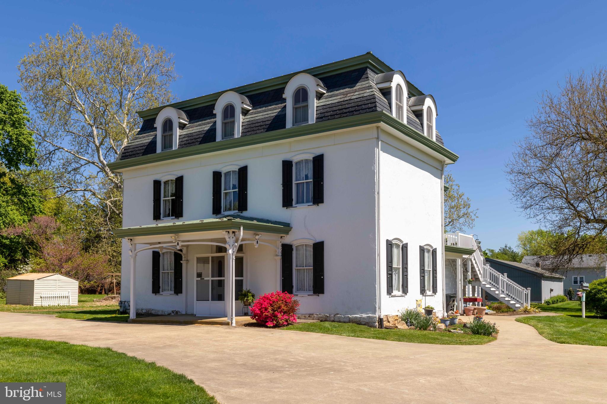 CHURCHVILLE MANOR - Residential