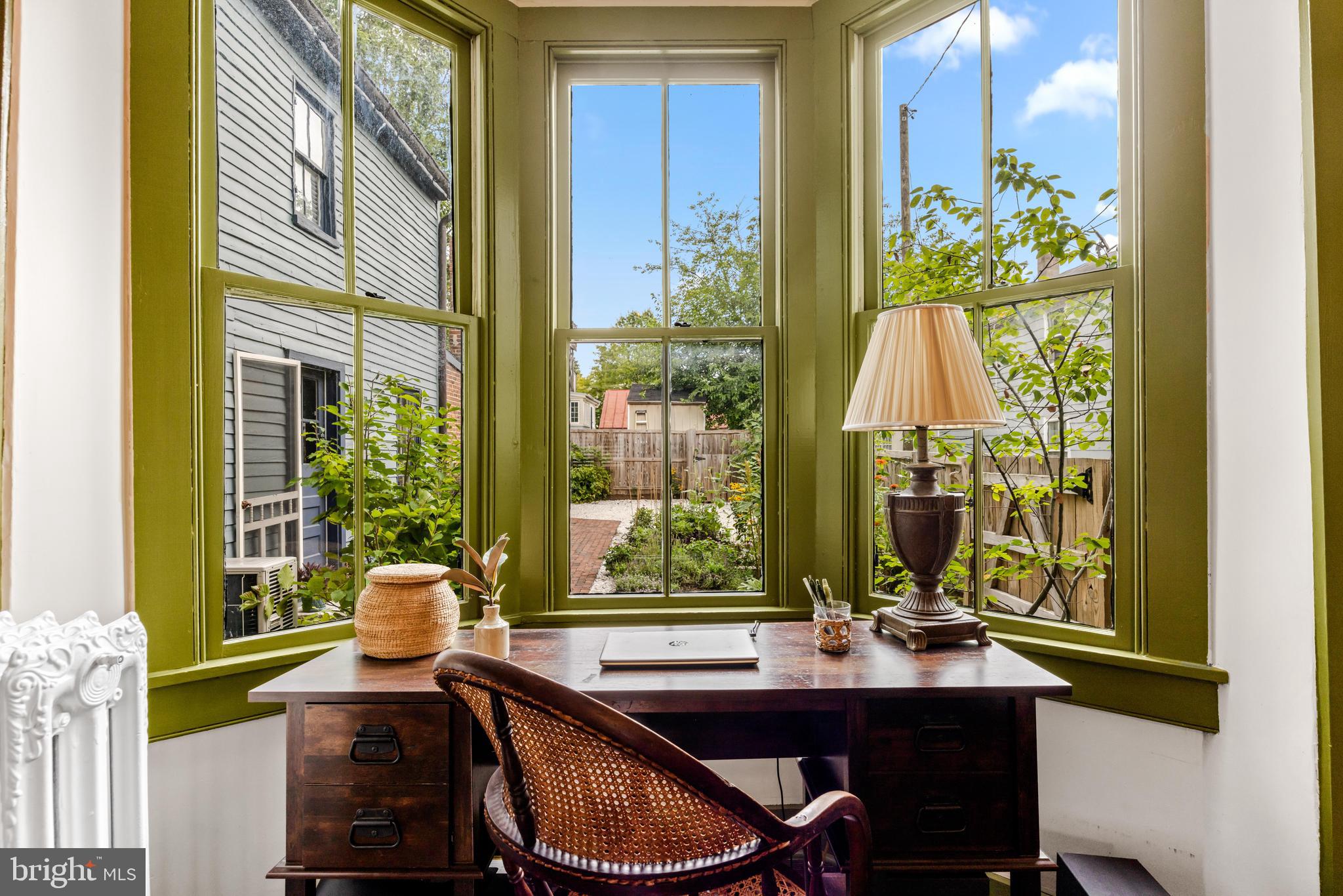 HISTORIC DISTRICT - Residential