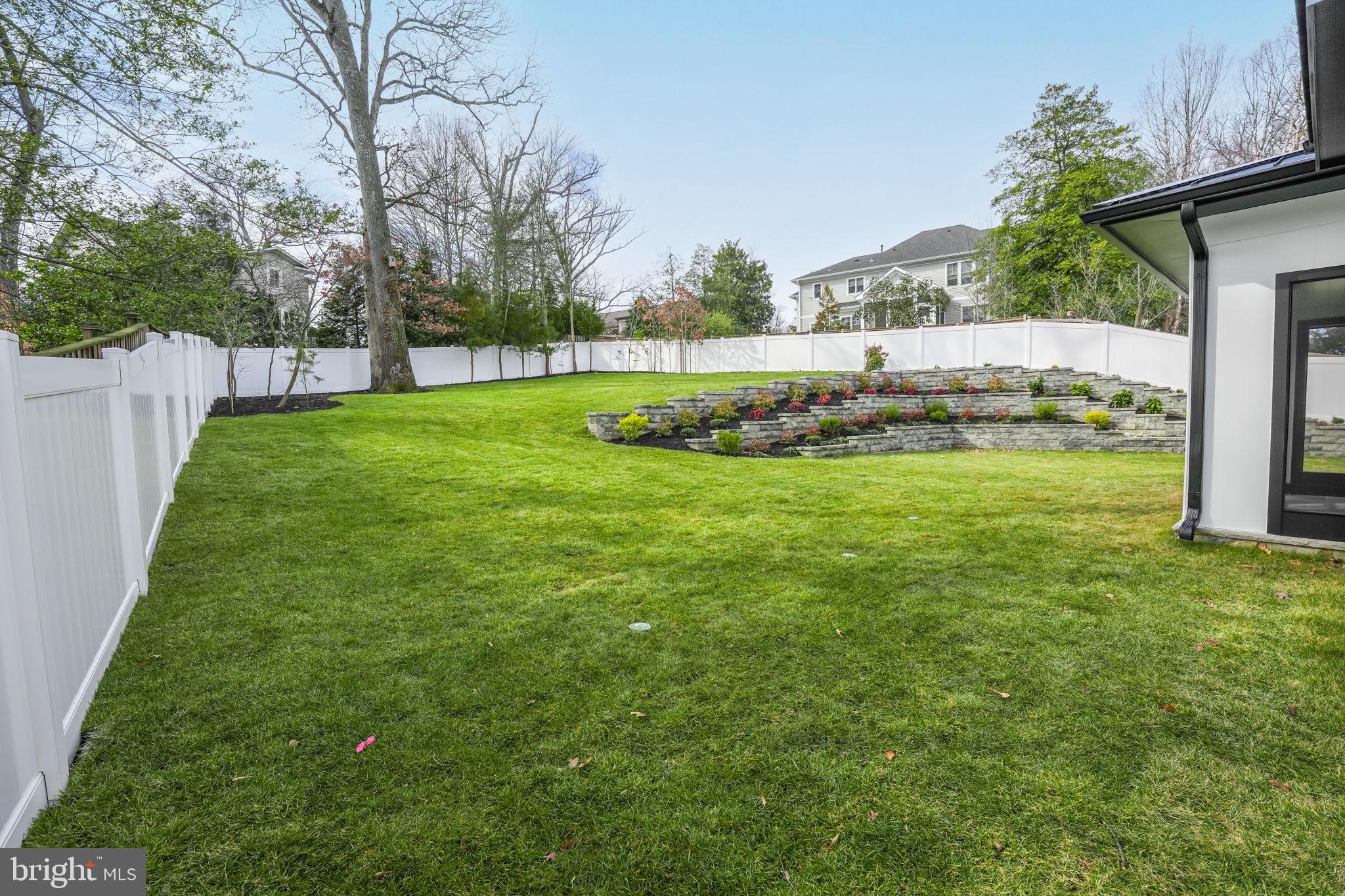 NORTH ARLINGTON - Residential
