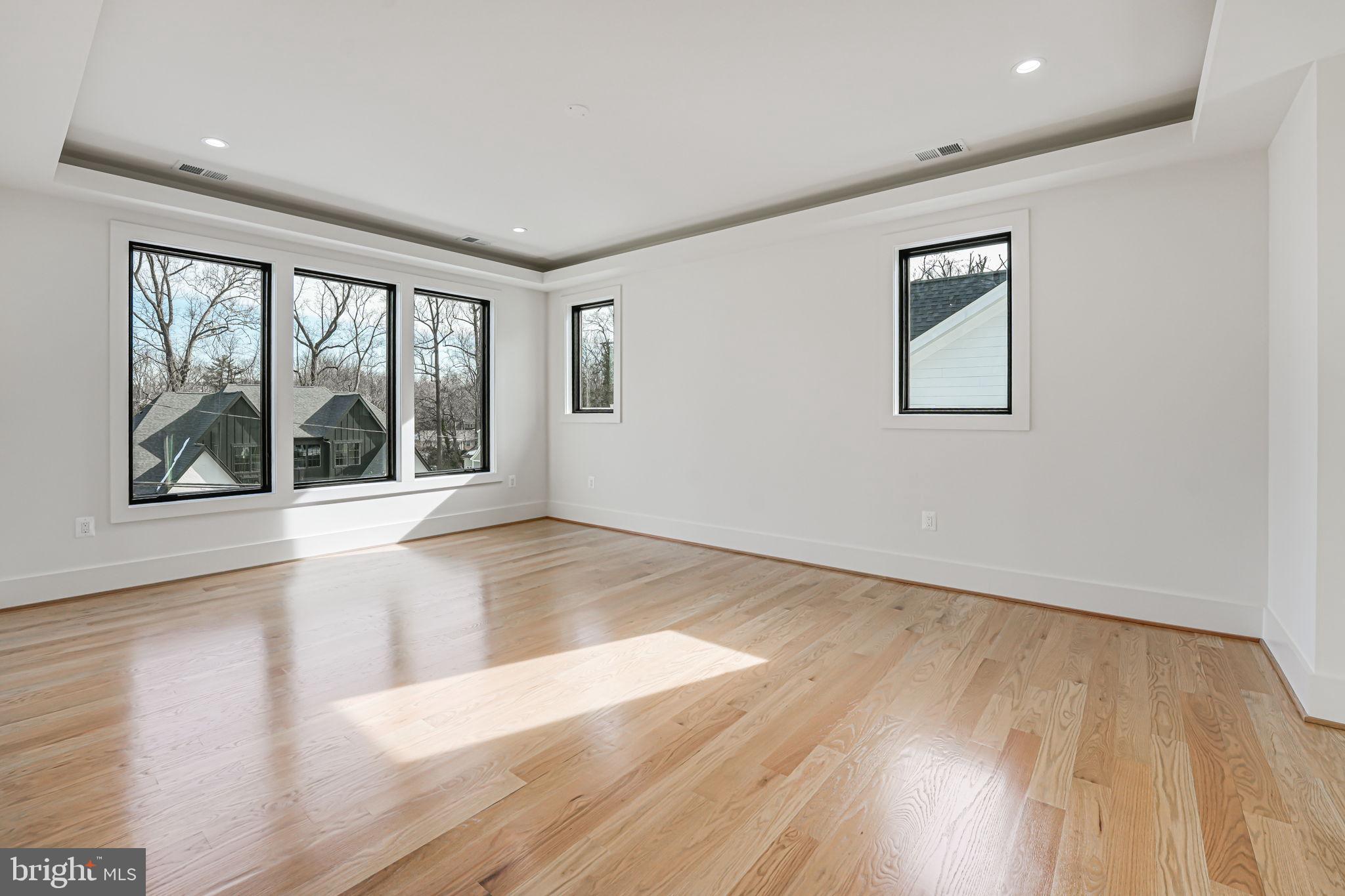 NORTH ARLINGTON - Residential