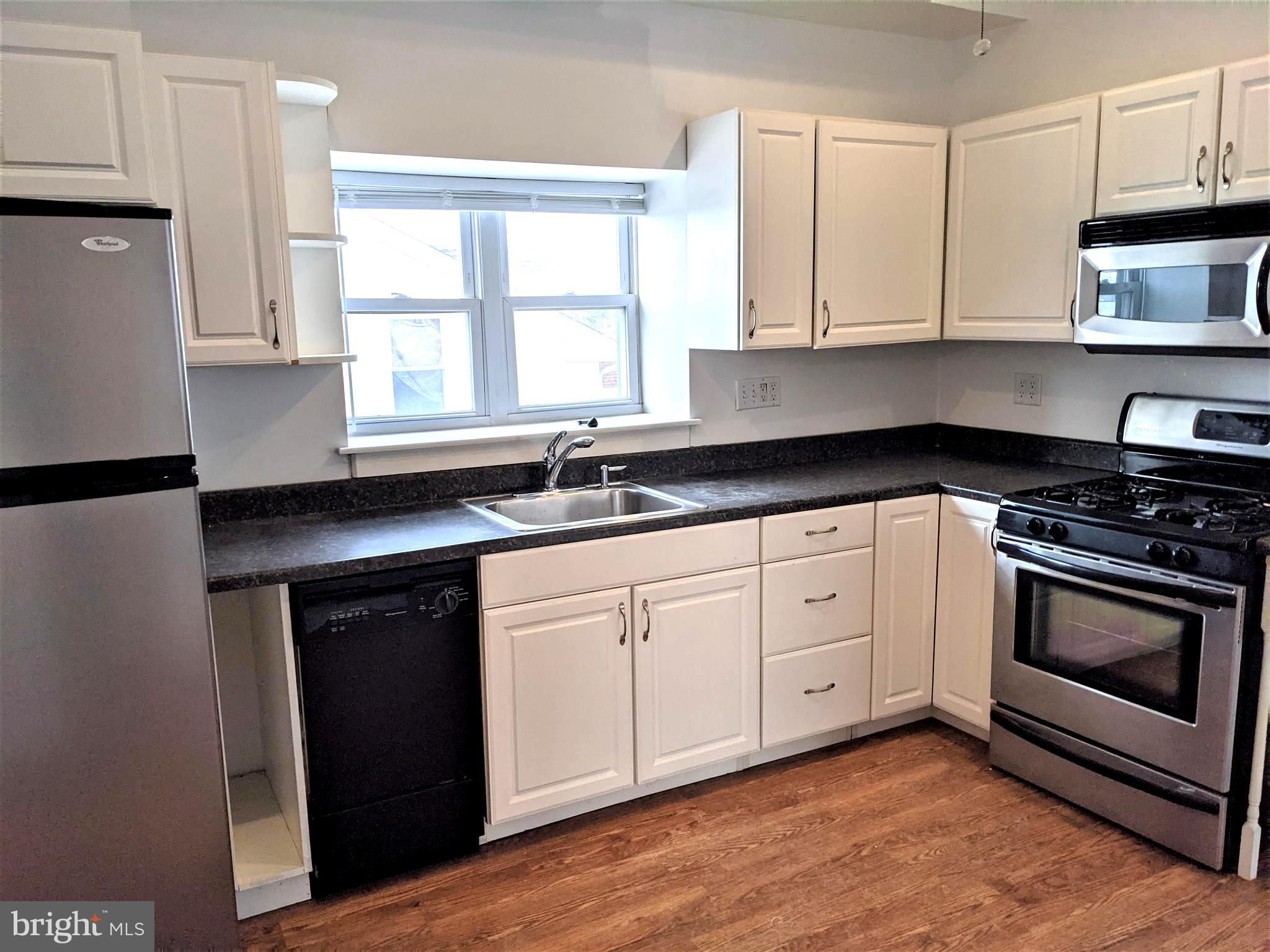 ROXBOROUGH - Residential Lease