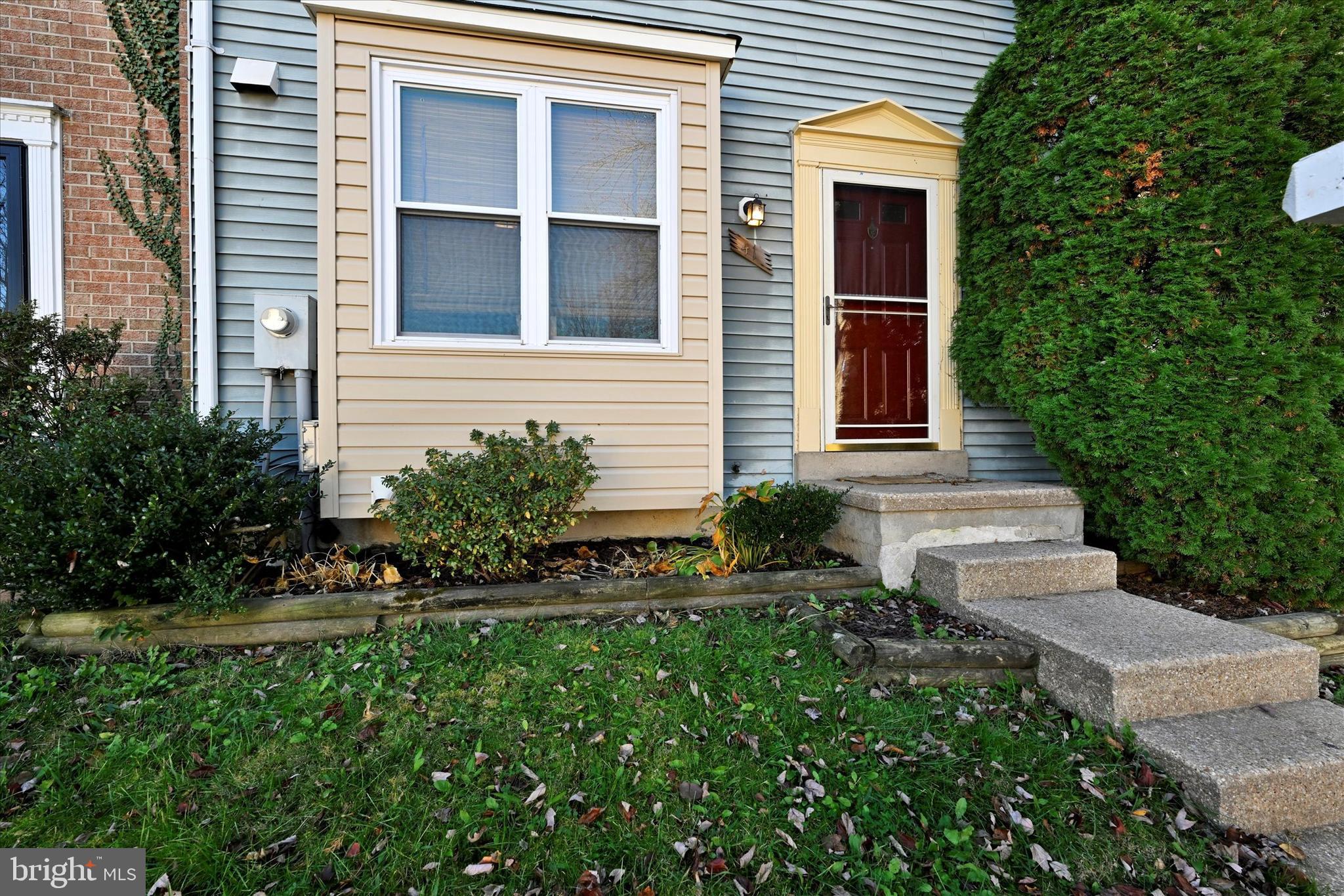 VILLAGE OAKS - Residential
