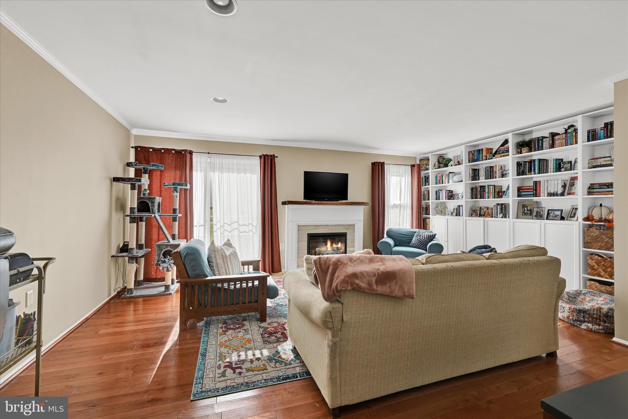 VILLAGE OAKS - Residential