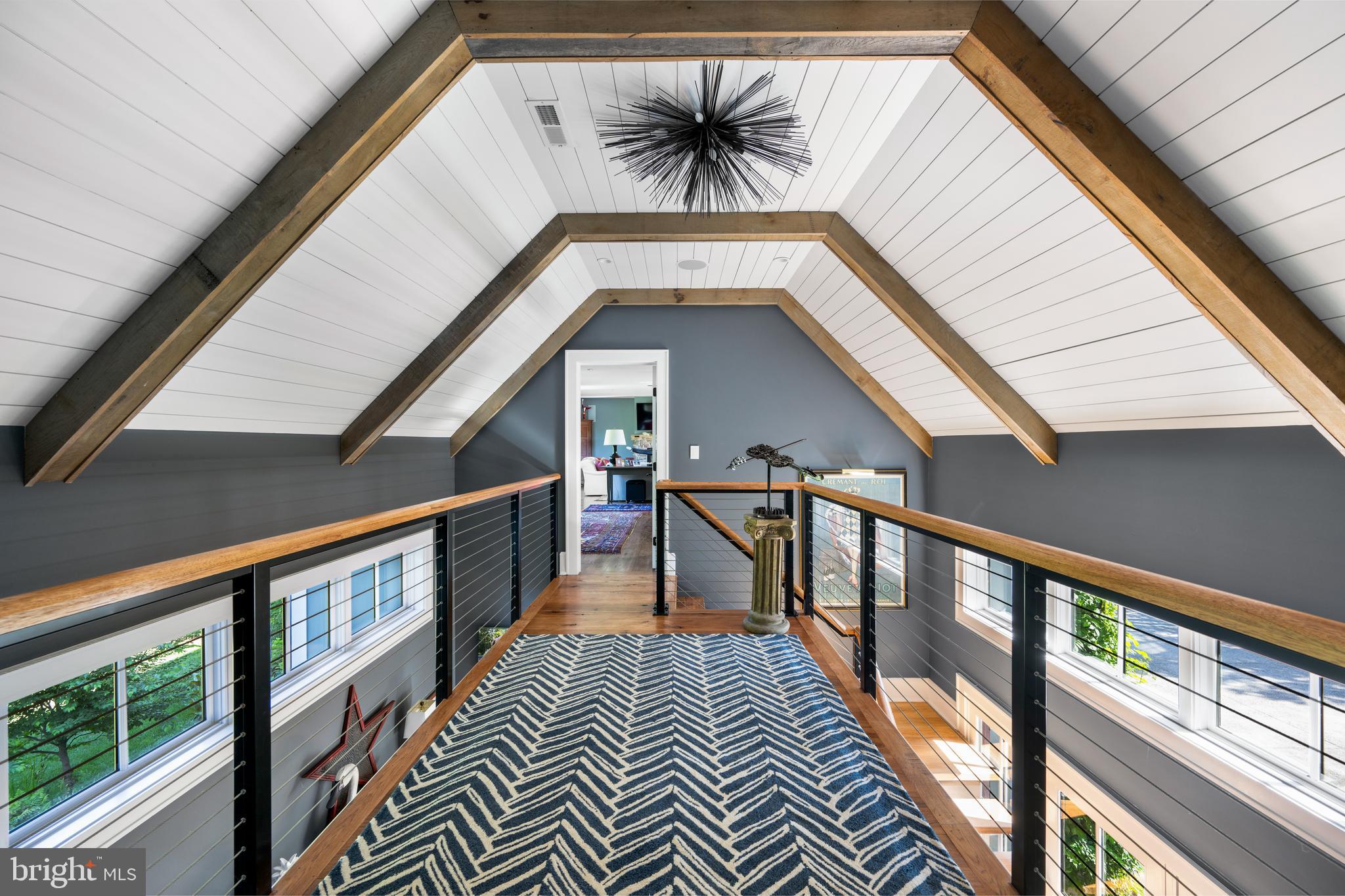 HAWKSEYE - Residential