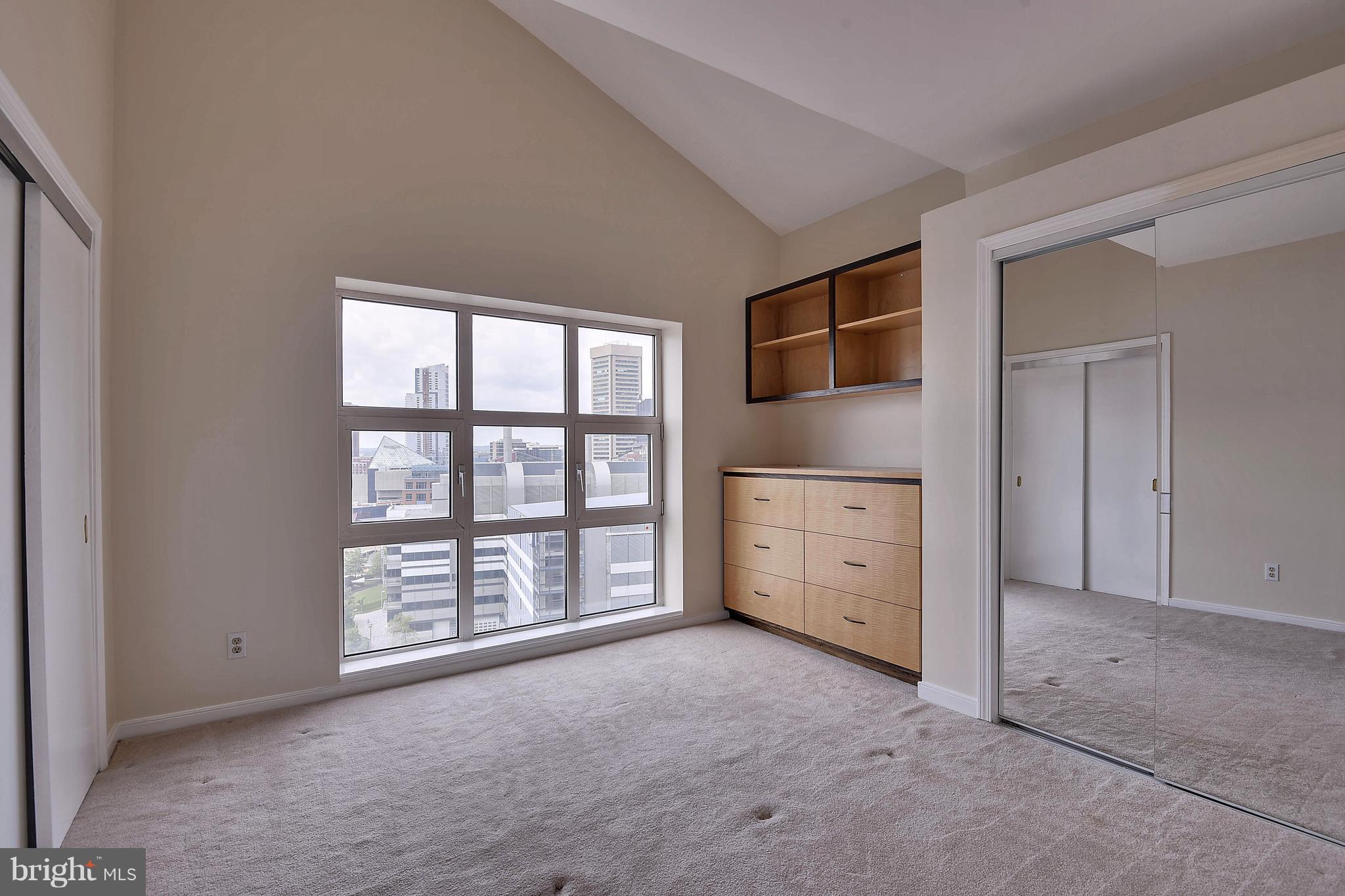 HARBOR EAST - Residential