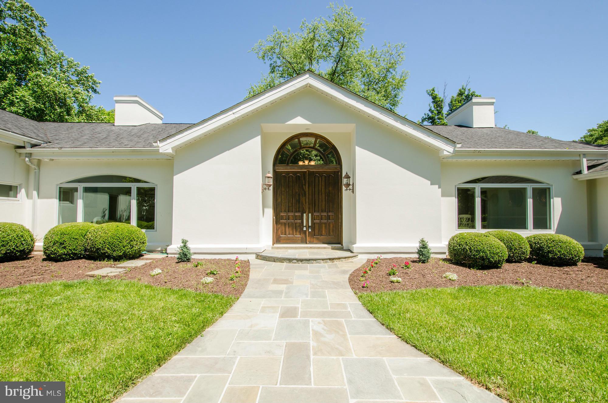 SADDLE RIDGE - Residential